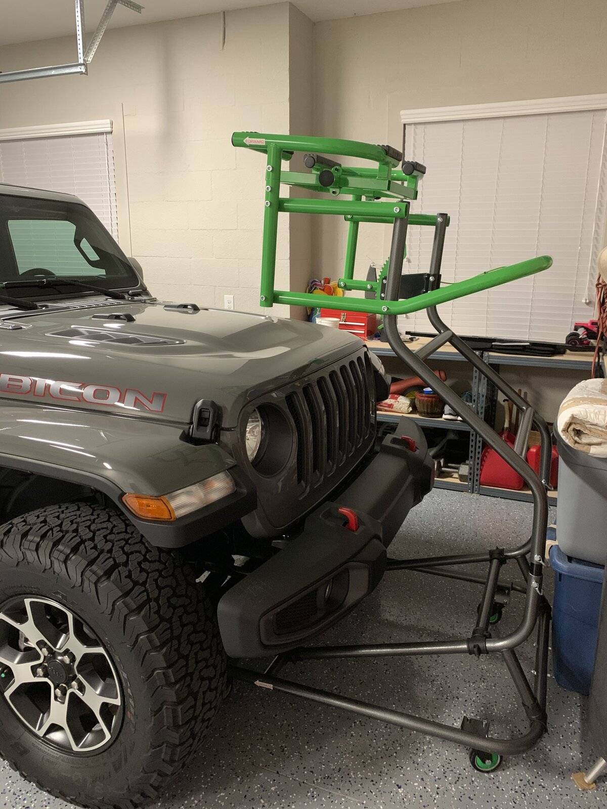Jeep Wrangler JL Taking the top off by myself 089F4149-17A9-4414-92ED-6D10D2E341D3