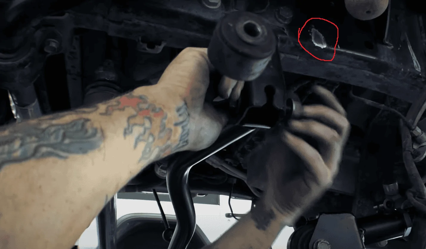 Jeep Wrangler JL Spring rubbing against frame spring rub 3