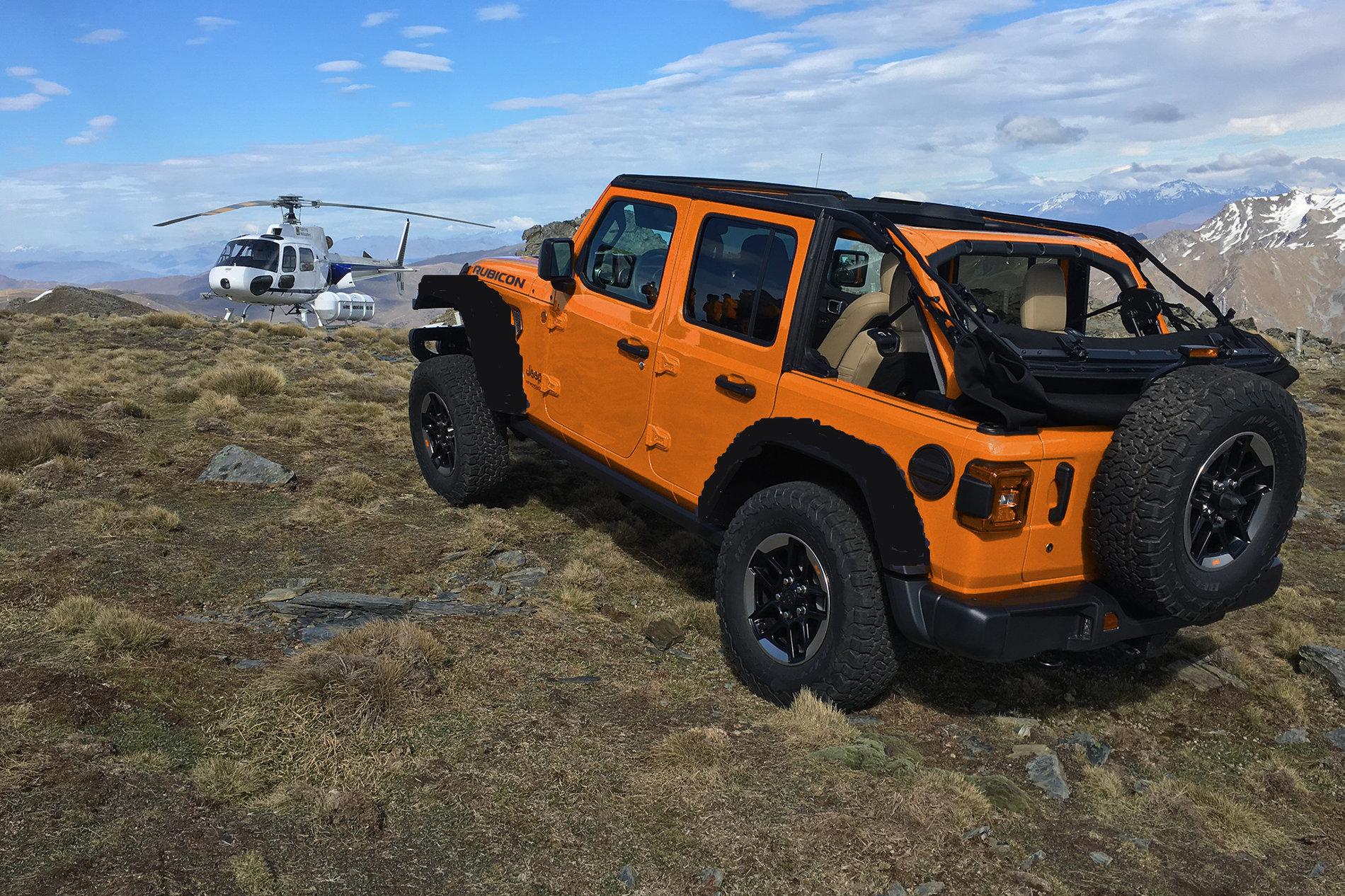 Jeep Wrangler JL JL picture thread Orange Wrangler black fenders