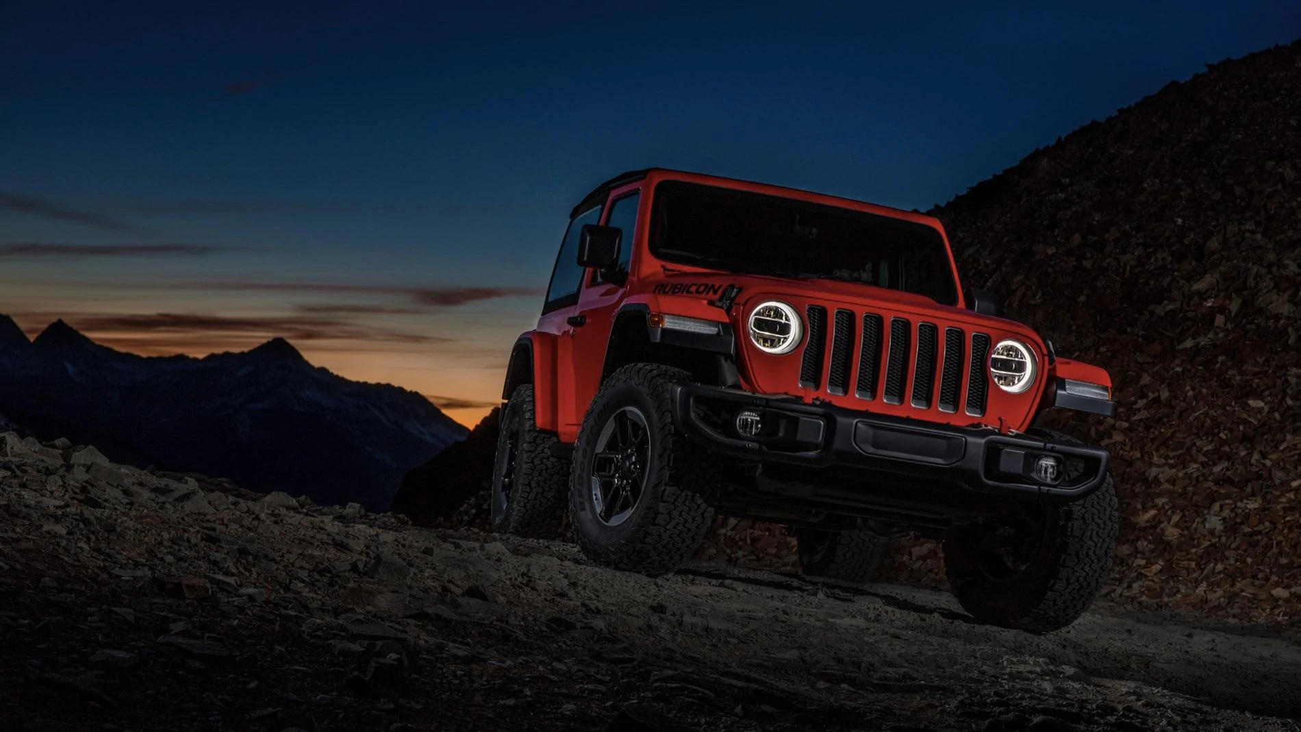 Jeep Wrangler JL FIRECRACKER RED Wrangler JL Club 2018-jeep-wrangler-rubicon-08-1