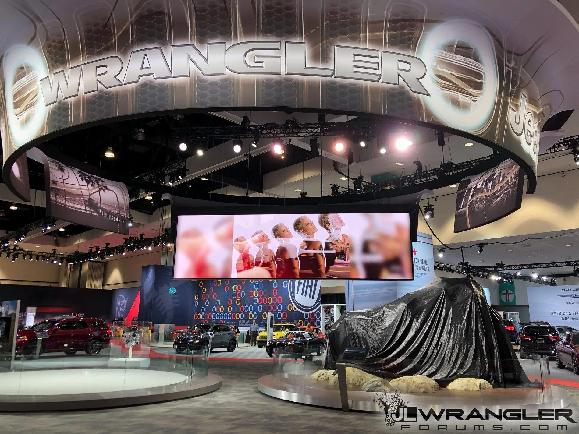Jeep Wrangler JL JLWF's Live Coverage of JL Wrangler Reveal: Photos, Videos, Info and Q&A 2018-JL-Wrangler-LA-Show-1