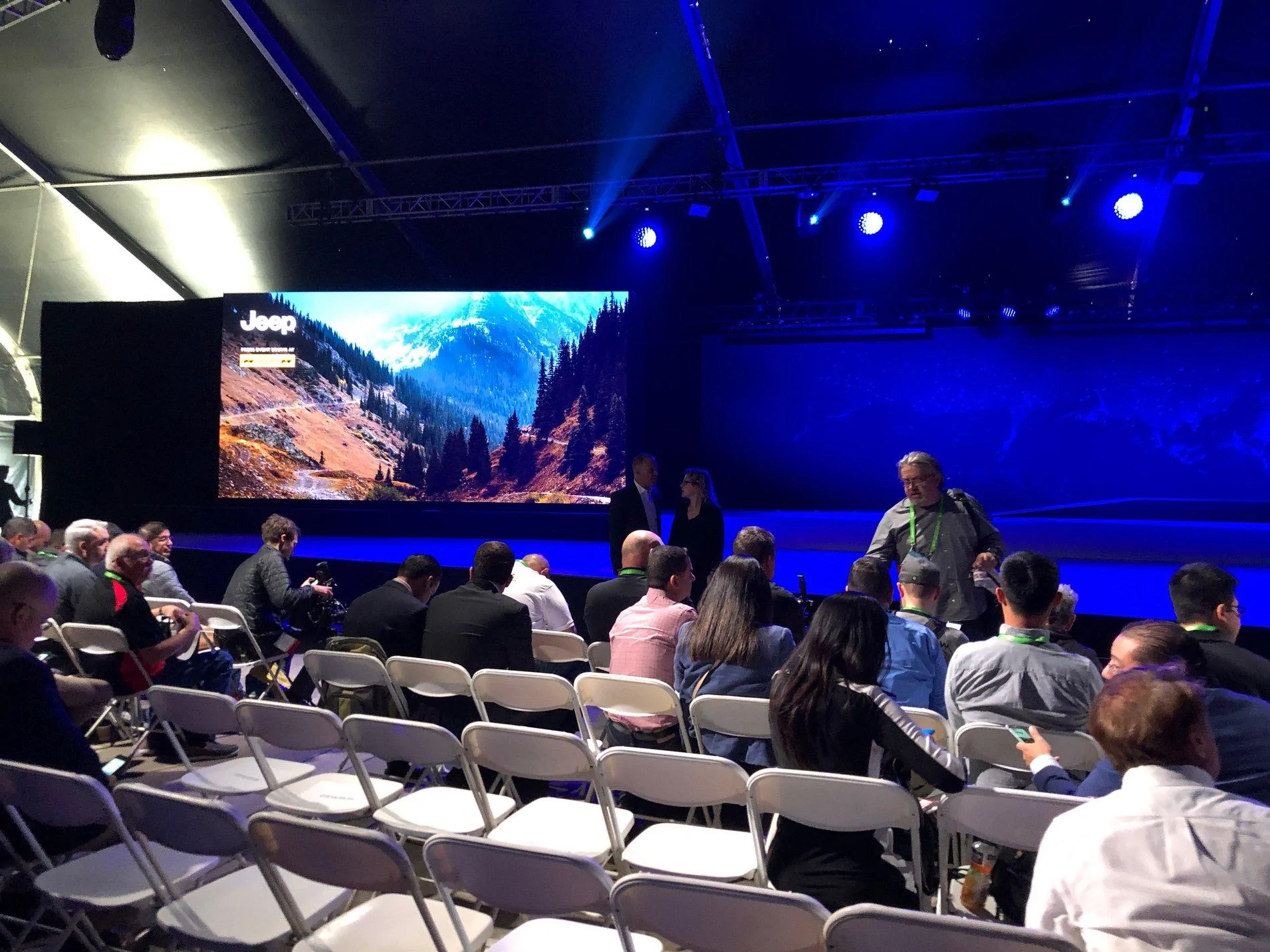 Jeep Wrangler JL JLWF's Live Coverage of JL Wrangler Reveal: Photos, Videos, Info and Q&A 53368010407__F0955DFC-298E-4CFE-A208-FBB380D3E92D