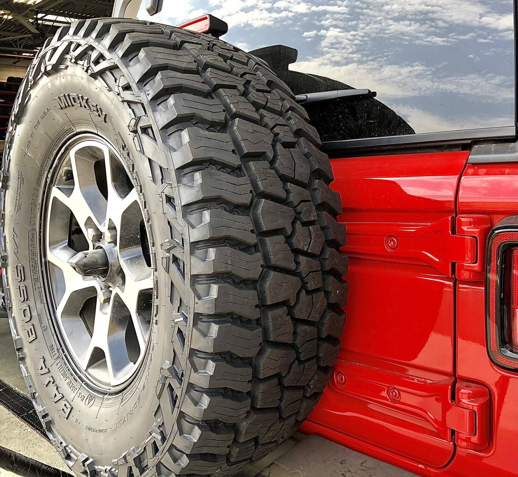Jeep Wrangler JL Nitto Ridge Grappler (A/T) and Mickey Thompson Baja Boss (A/T) 545E6881-6821-487C-95F5-BD122D052C90