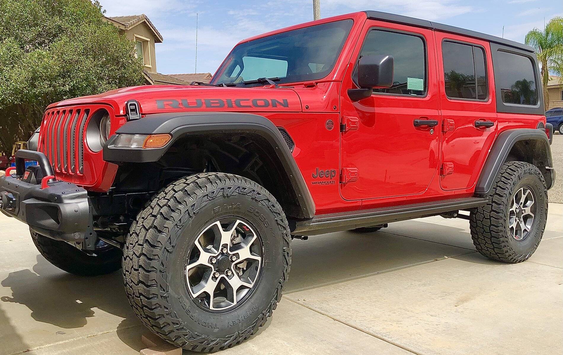 Jeep Wrangler JL Nitto Ridge Grappler (A/T) and Mickey Thompson Baja Boss (A/T) D88FCDD7-39A2-41AB-A83B-65271F78492D