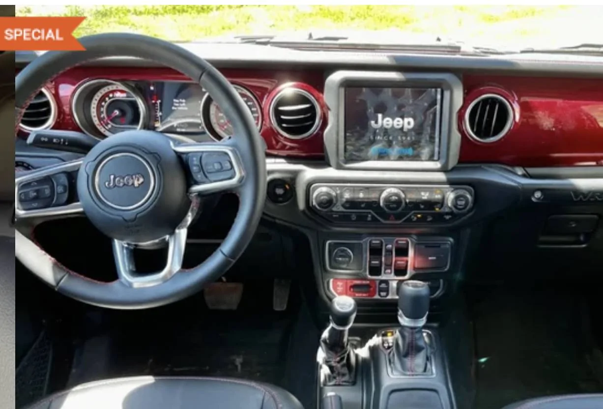 Jeep Wrangler JL Snazzberry Paint Matching dash panel D8DB04BE-67CE-48A7-A91F-277D89558CAA