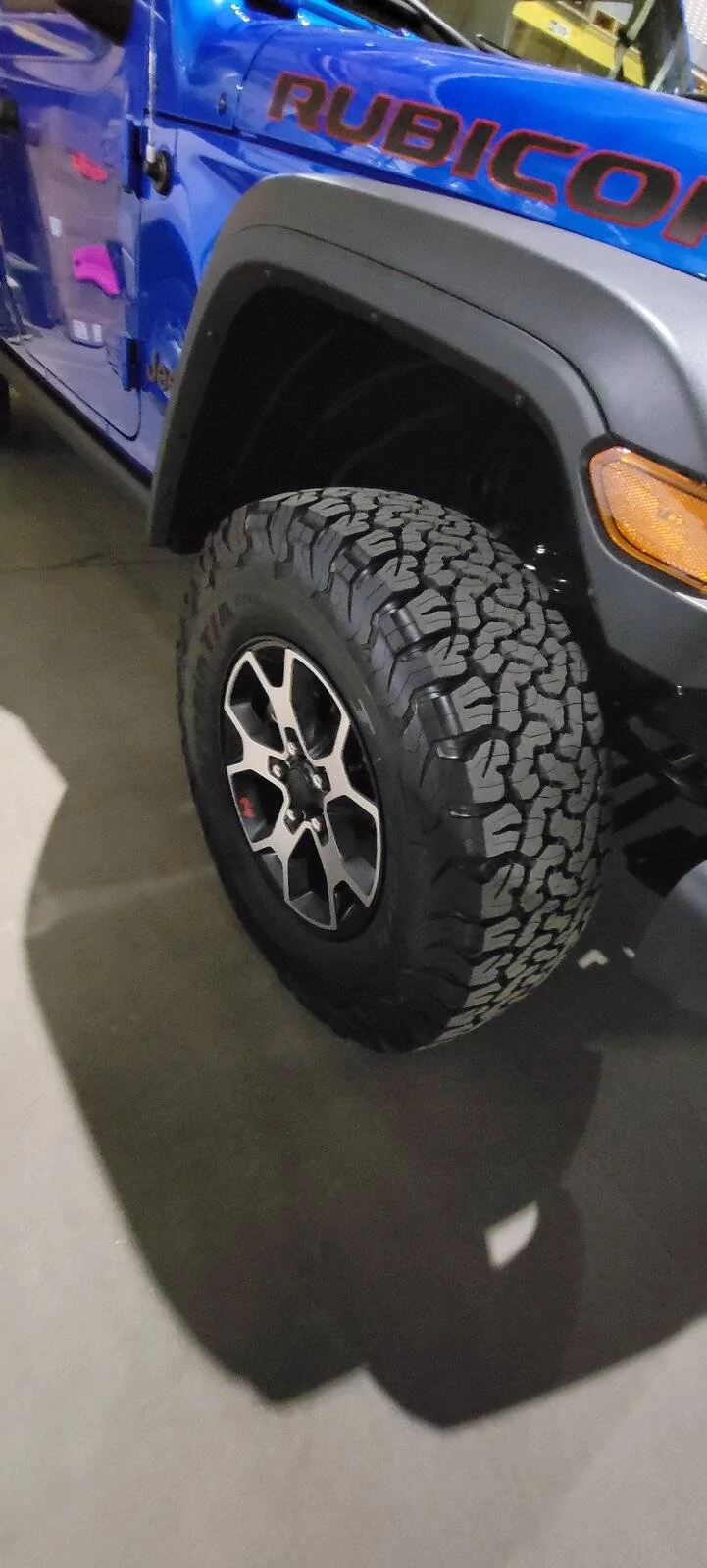 Jeep Wrangler JL New Rubicon wheels!! 20210901_233642
