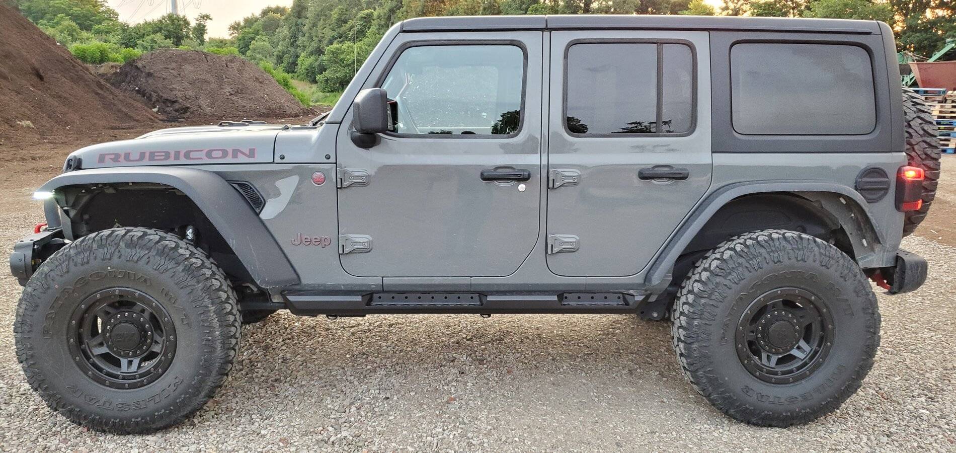 Jeep Wrangler JL Exterior Color Selection 20200628_200307