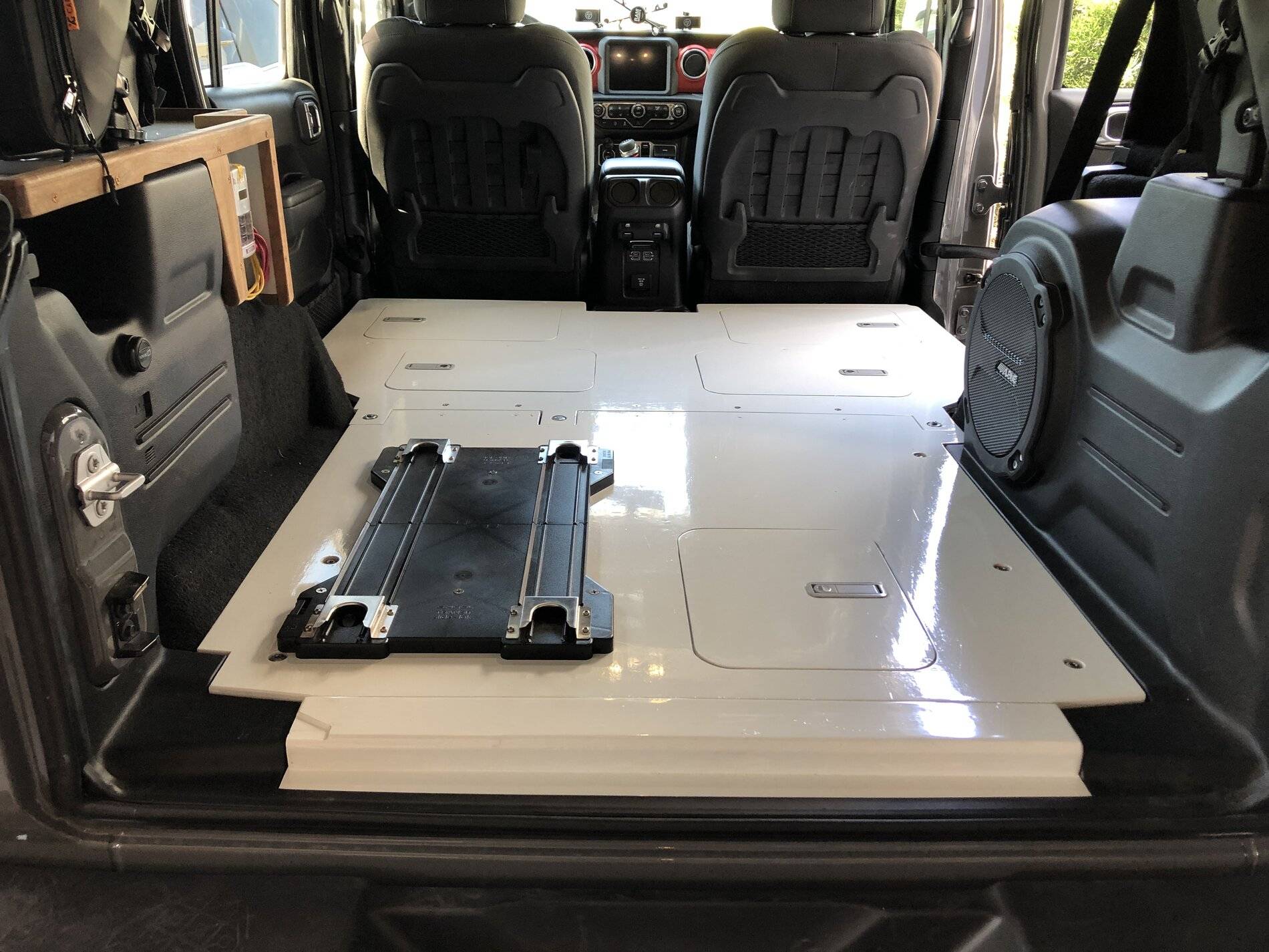 Jeep Wrangler JL DIY Goose Gear Style Platform AB0C9CB0-EB54-42BA-84EA-C5717BF49D28