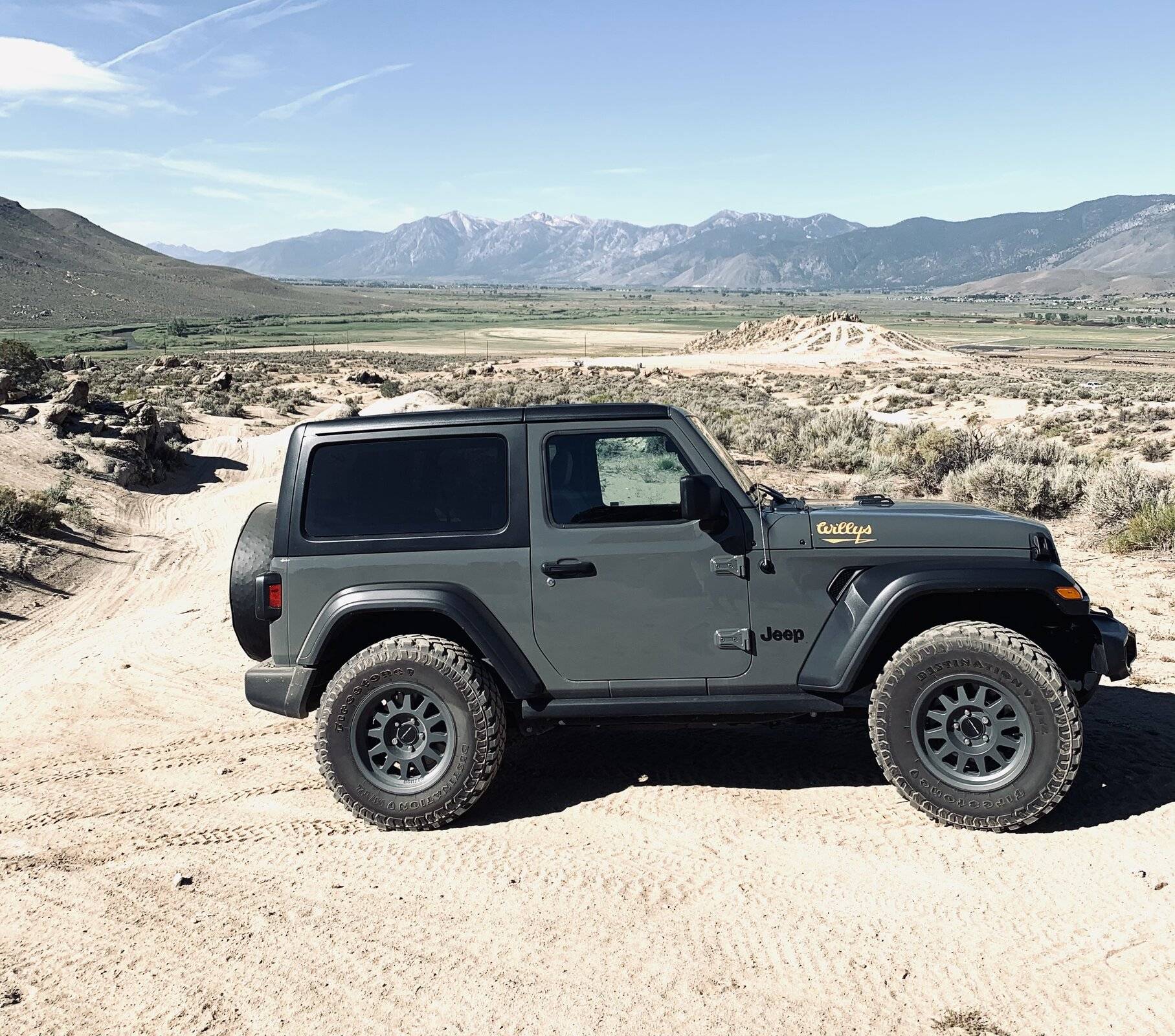 Jeep Wrangler JL Willys vs Rubicon vs 4 runner 60266726-D318-4F37-8FE0-AA8F0760DB47