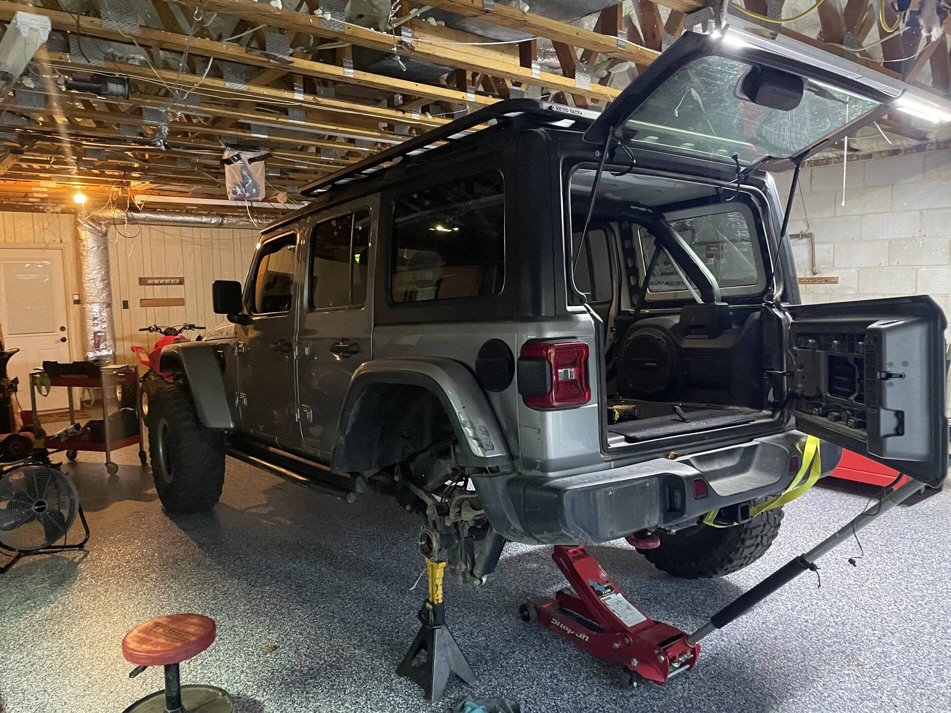Jeep Wrangler JL Pain Train 02481584-3CC0-4826-A74C-82DF9141C089