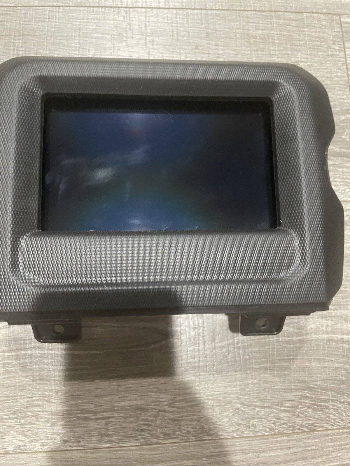 Jeep Wrangler JL 7” Uconnect w/bezel CC36BE80-606A-43DB-B03C-534AC674AE45