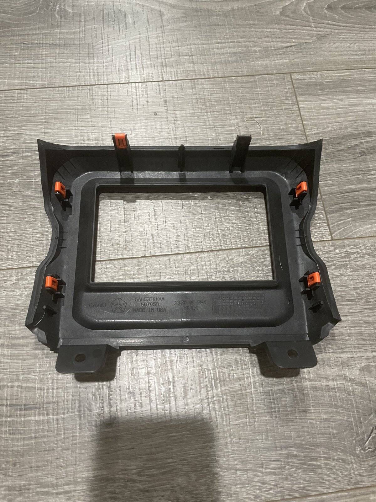 Jeep Wrangler JL 7” Uconnect w/bezel 8899DEC8-FED8-46DD-9FA3-9DC3C24E206F