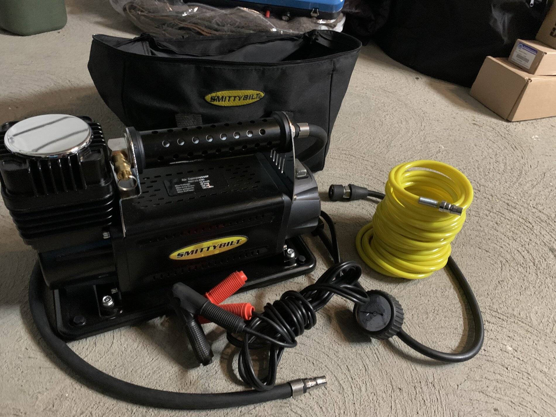 Jeep Wrangler JL Smittybilt Compressor 1EB17B80-55B5-46C2-8DBD-84E730CA993A