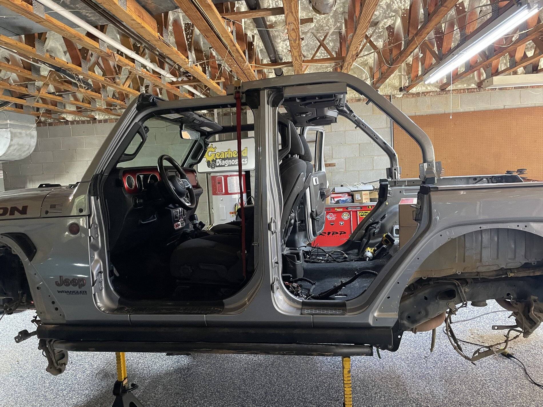 Jeep Wrangler JL Pain Train CC0FE89B-DF15-4A37-B397-EEA7C2259519