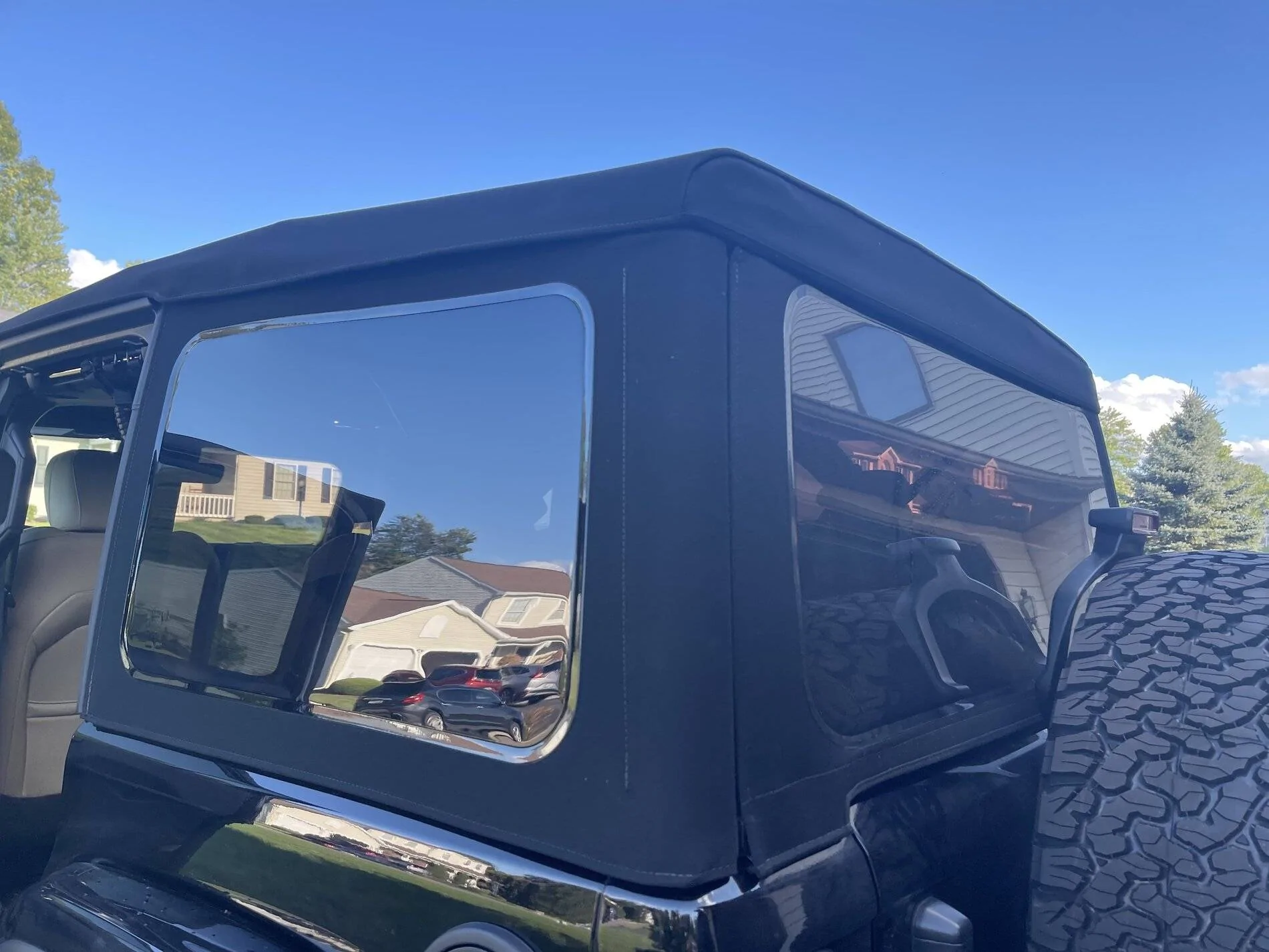 Jeep Wrangler JL JLU Premium Soft Top twill / tint D9581B28-453E-4006-BE84-72793CA3B210