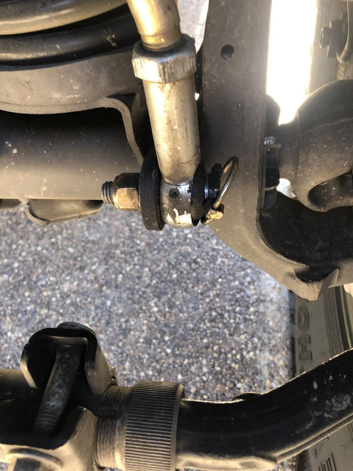 Jeep Wrangler JL Rock Krawler Gen 2 Quick disconnect clunking sound 93E65450-B1D5-4FEC-832C-FE1CB87BA606