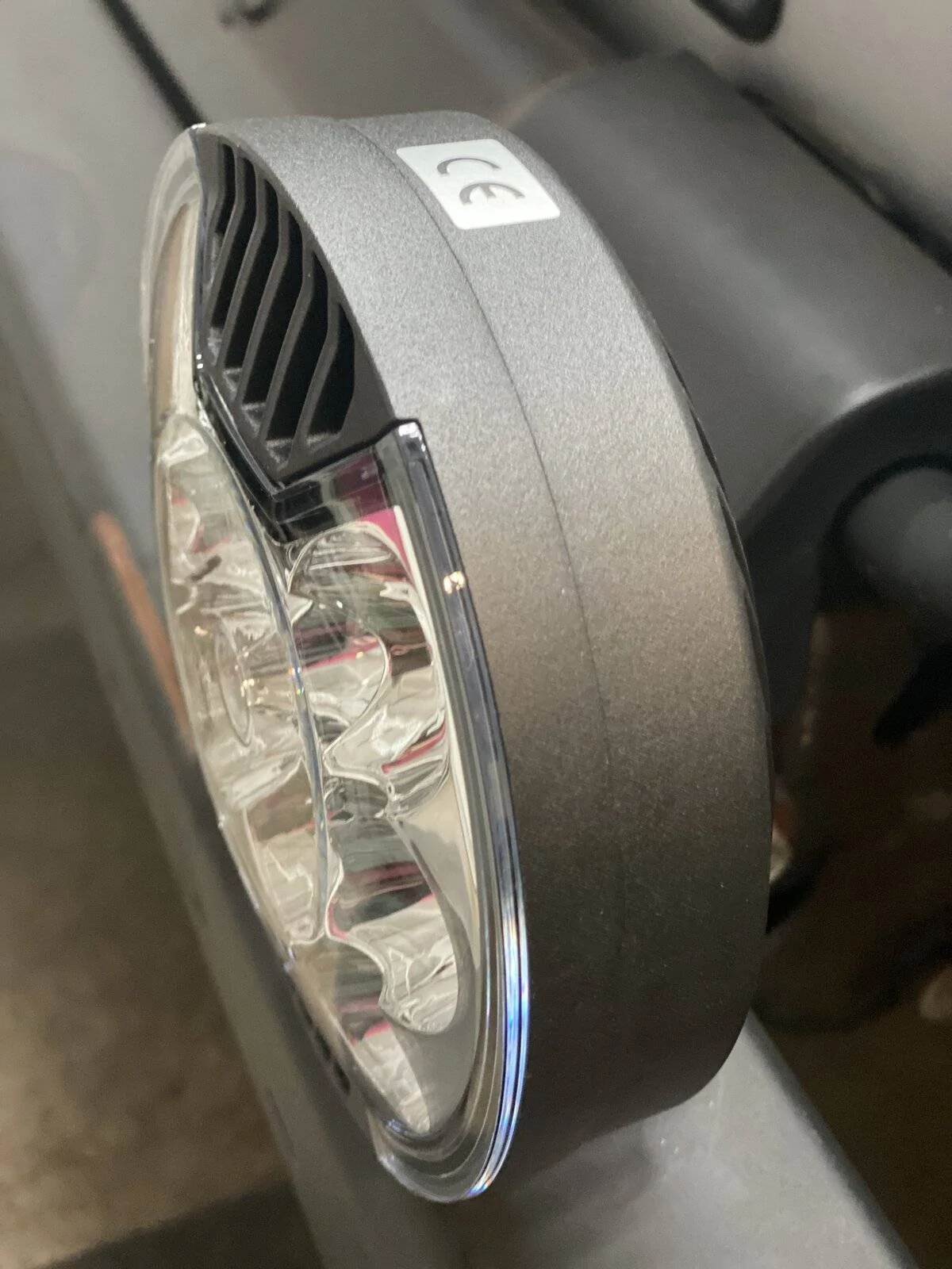 Jeep Wrangler JL KC HiLiTES 6" SlimLite LED 2736172D-0B78-4C2C-B2BB-ED566FEEE22D