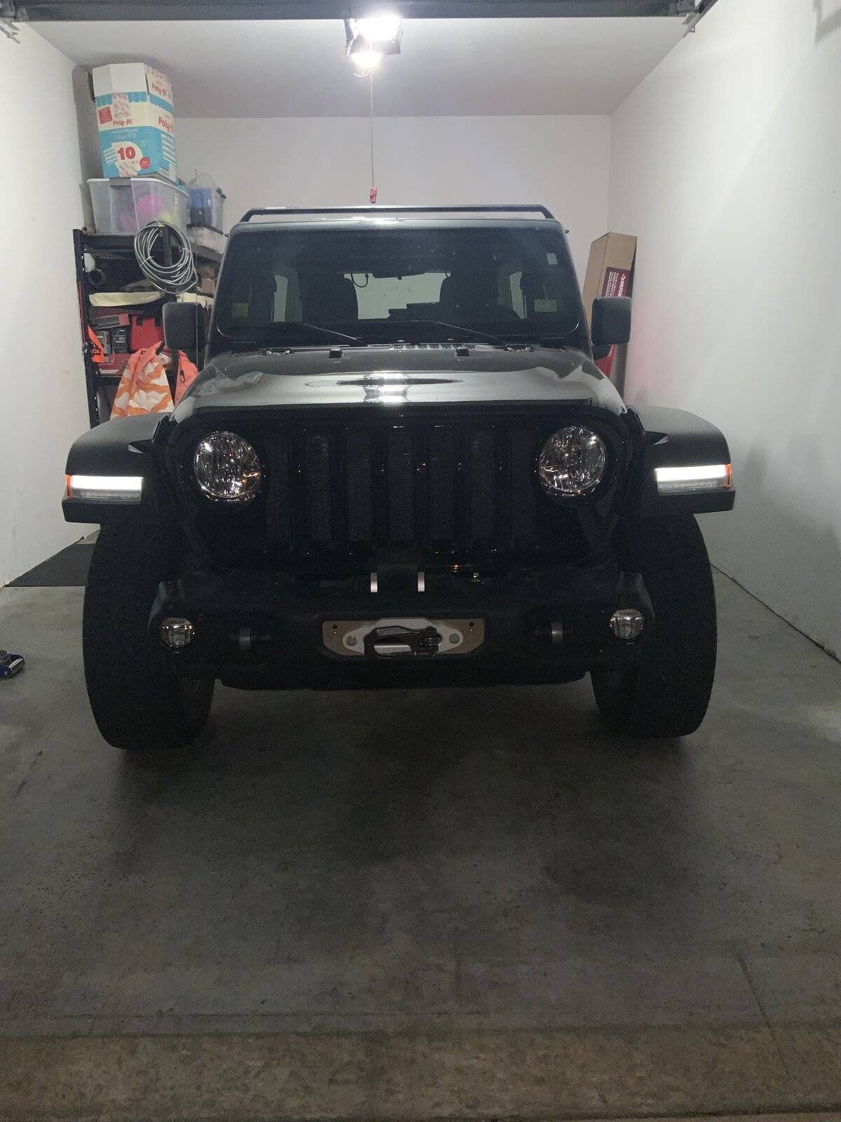 Jeep Wrangler JL Rubicon Fender Width 71857B80-C9B6-485A-8BBC-5D77AE9C69F6