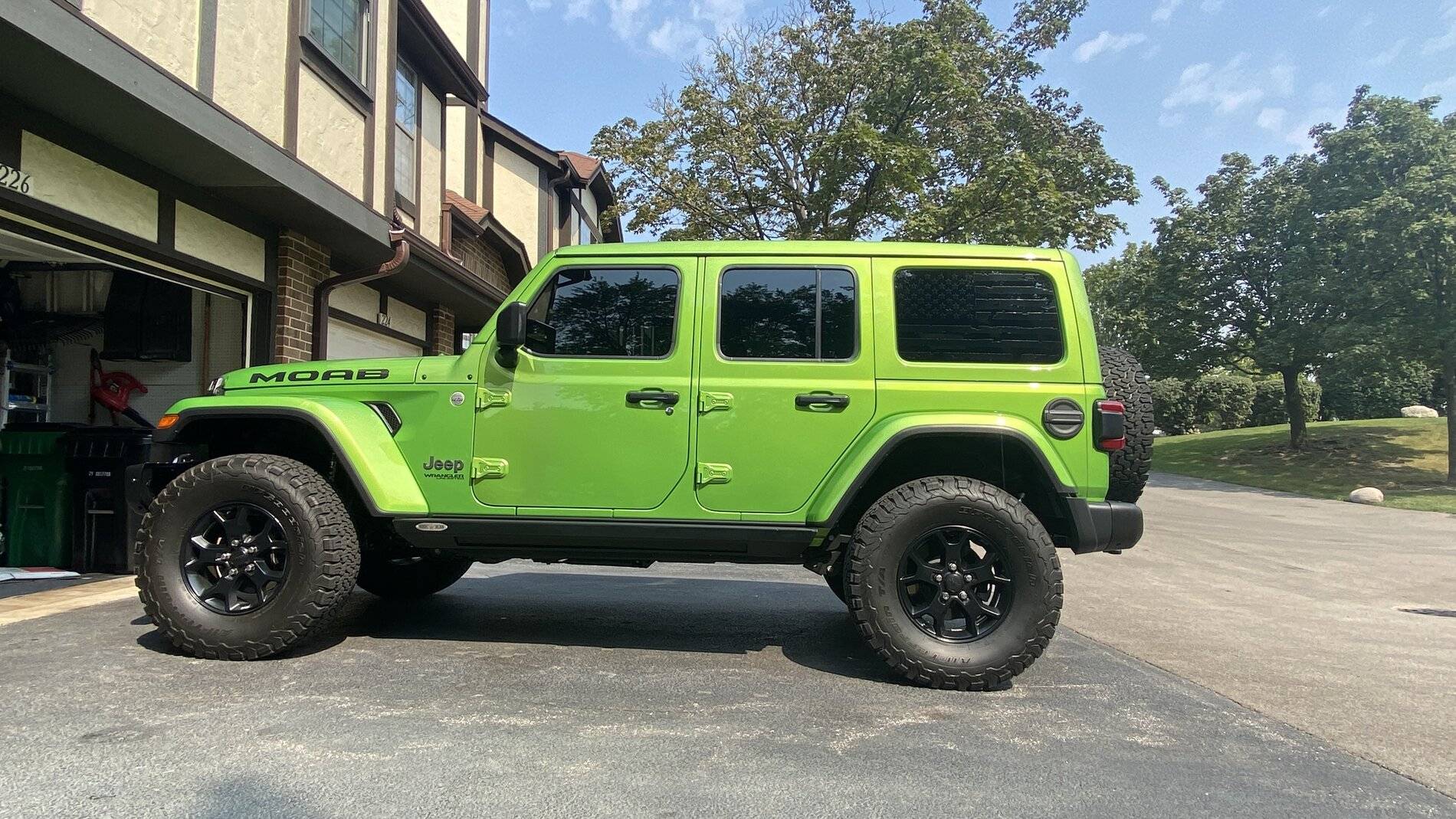 Jeep Wrangler JL Bubbles in Paint at Door Hinges B91A5133-85A9-4E01-ABD8-B1EF3F383F3B
