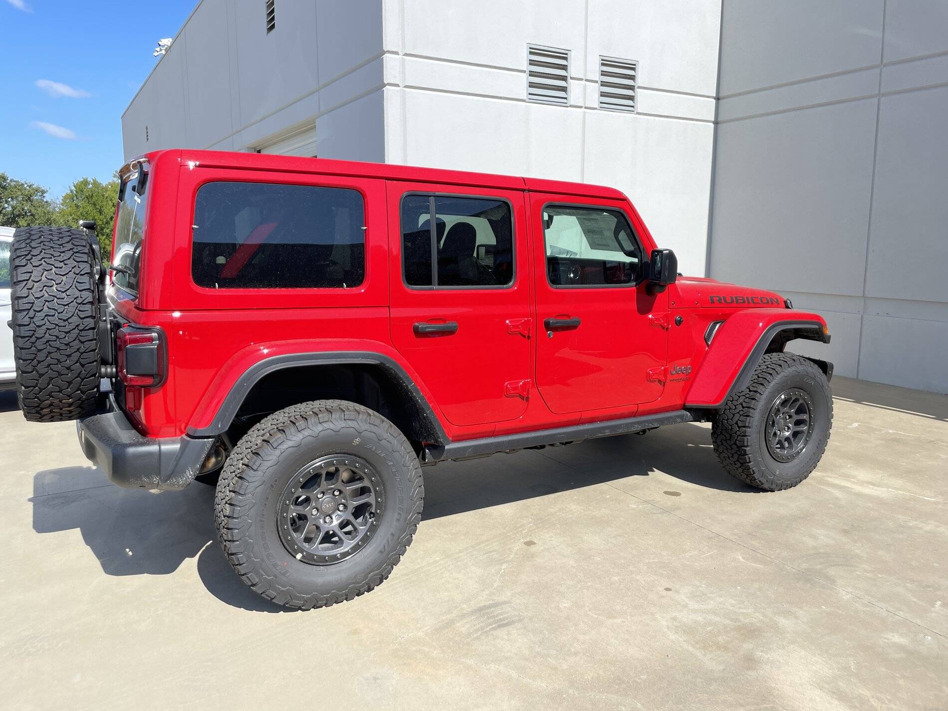 Jeep Wrangler JL Post your progress on Extreme Recon package here 542692FA-86A0-40F0-B0CE-7AB4B6A598BC