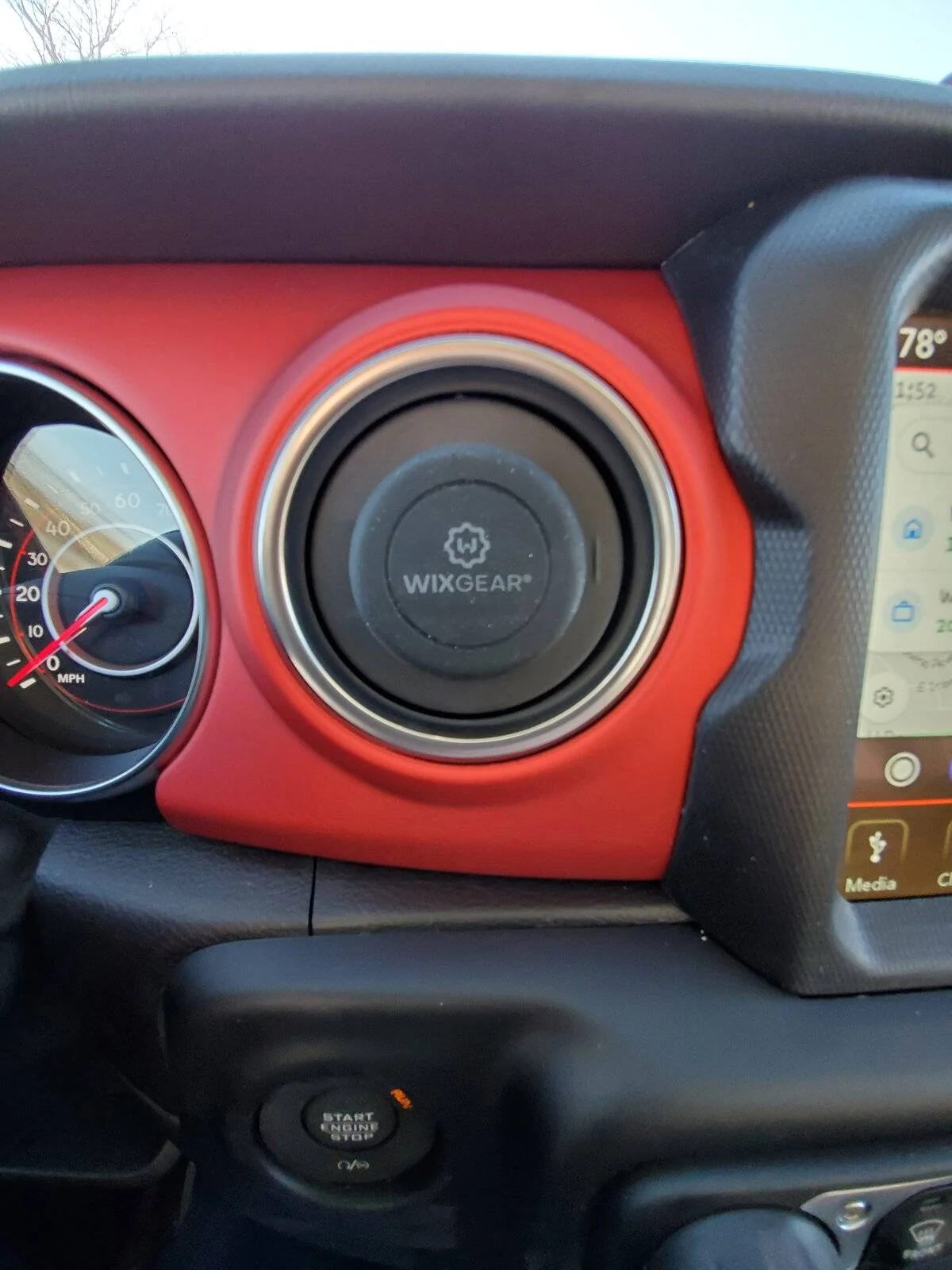 Jeep Wrangler JL Phone Holder Alternatives? 20210101_135224