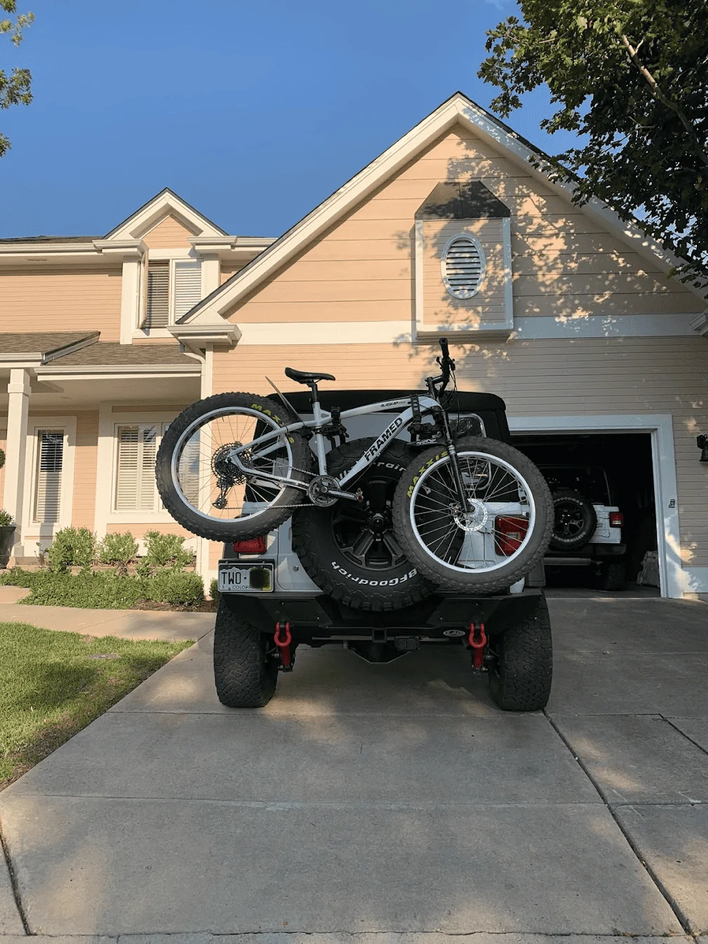 Jeep Wrangler JL Bike Rack Options?? 1631845344836