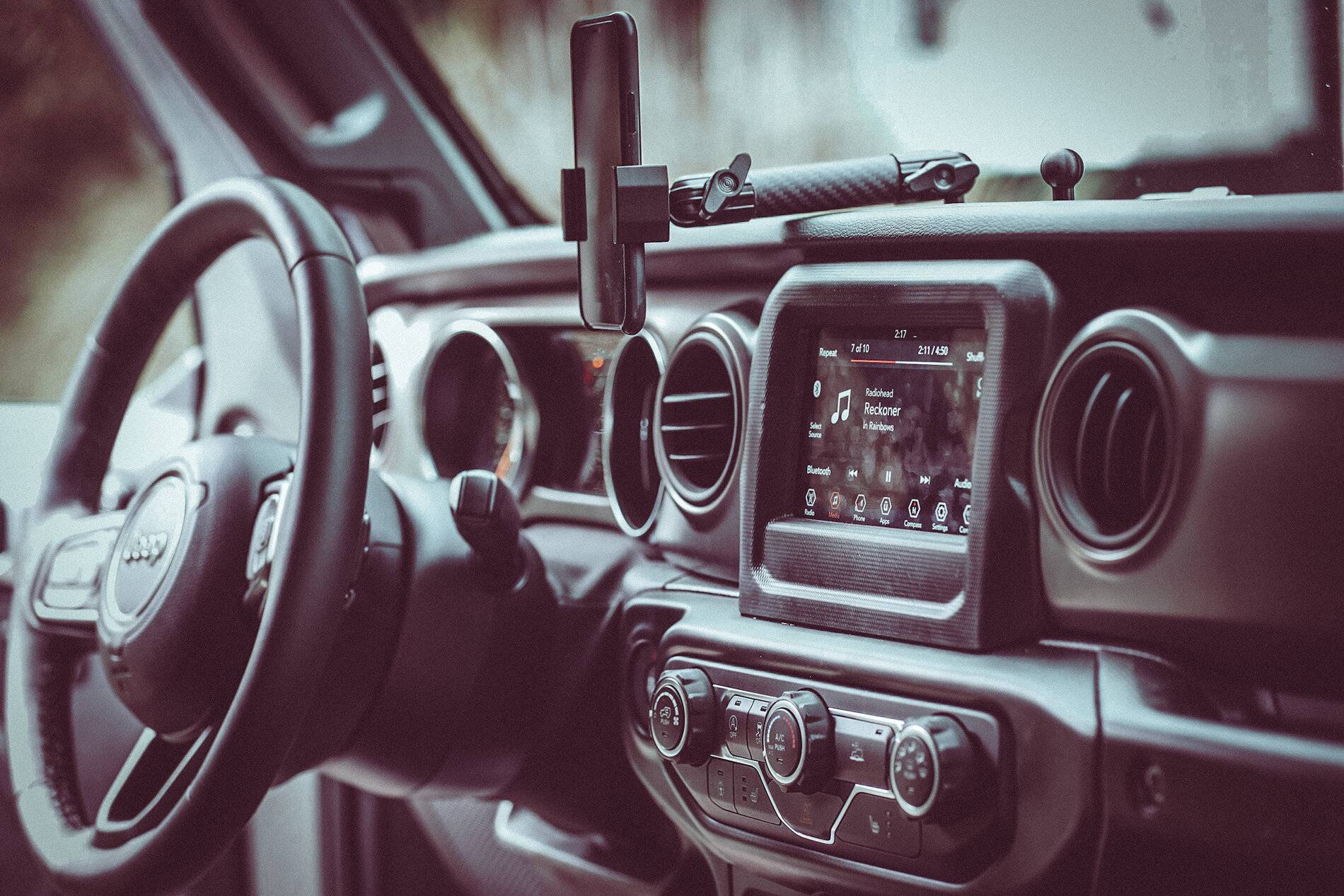 Jeep Wrangler JL Phone Holder Alternatives? 013FE20C-69CD-4D9E-AE4F-E05BFBBA7F3C