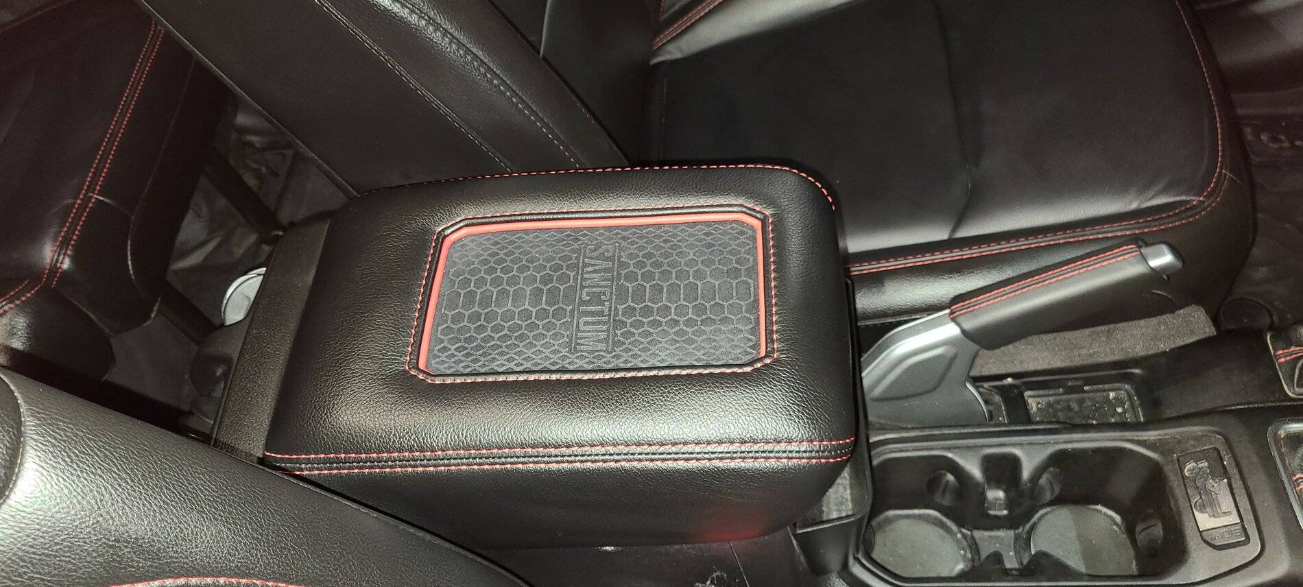Jeep Wrangler JL Phone Holder Alternatives? 20210830_065357 (1)