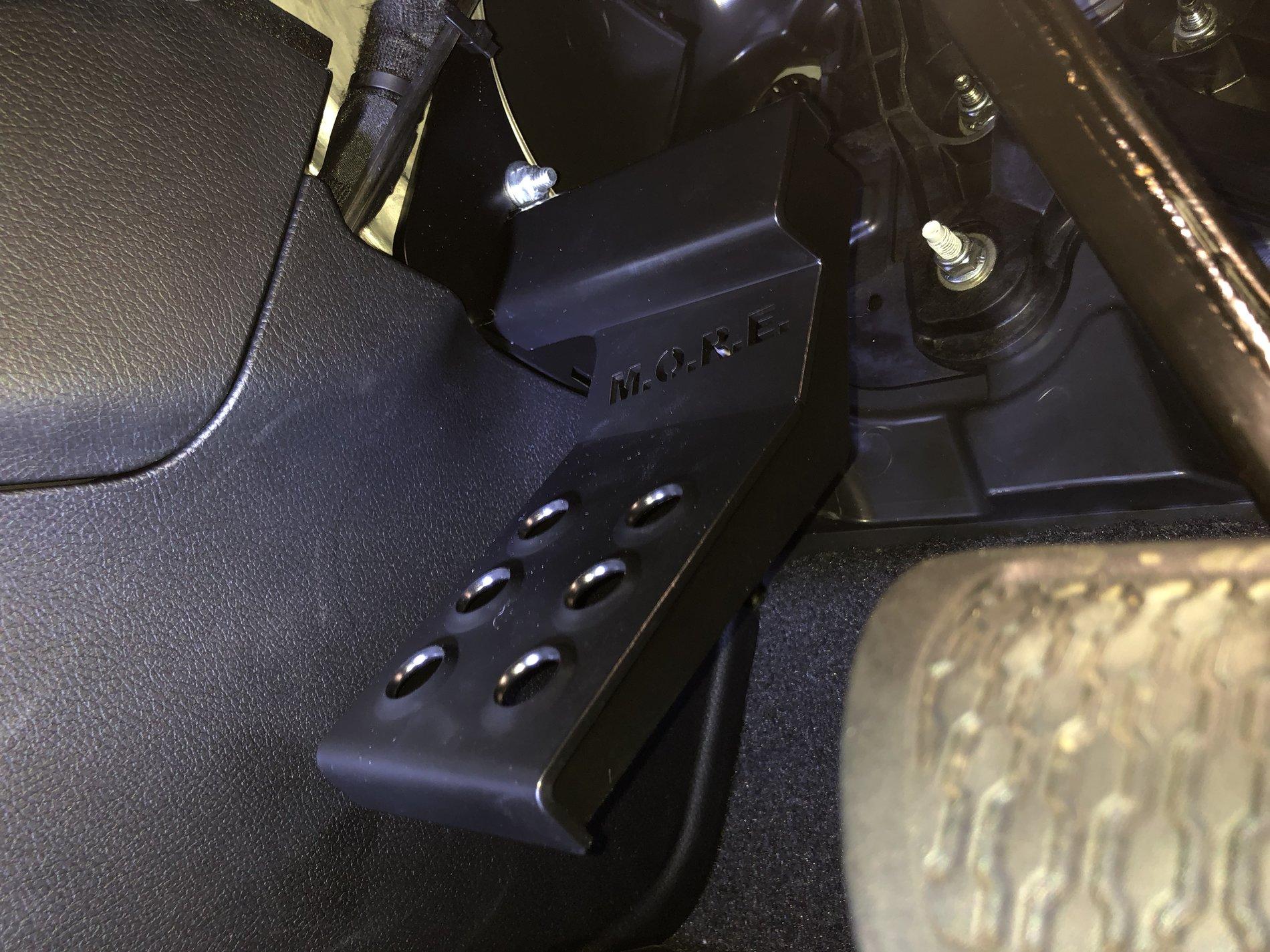 Jeep Wrangler JL Really want a dead pedal! 6D6592A3-1C93-40A4-8129-A27029B698EC