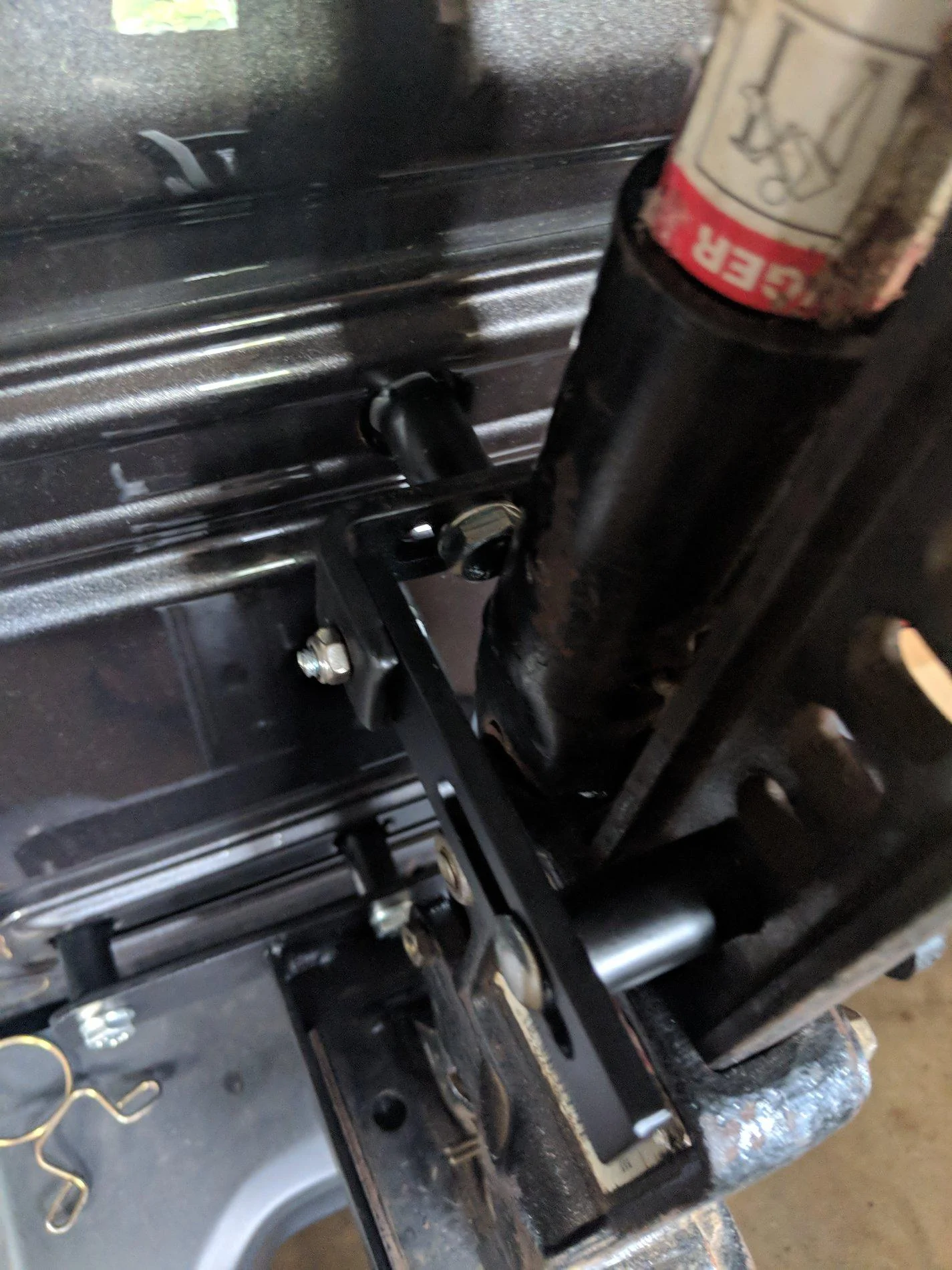 Jeep Wrangler JL RT Off Road tailgate HiLift mount MVIMG_20180602_182703