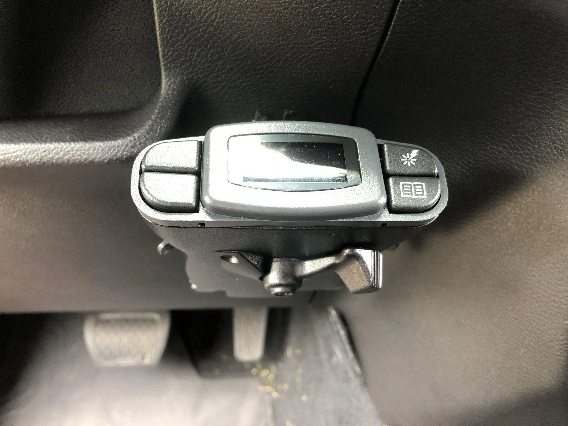 Jeep Wrangler JL Mopar Tow Harness Install CFA80DC5-5138-4D37-9943-E05A485BE84E