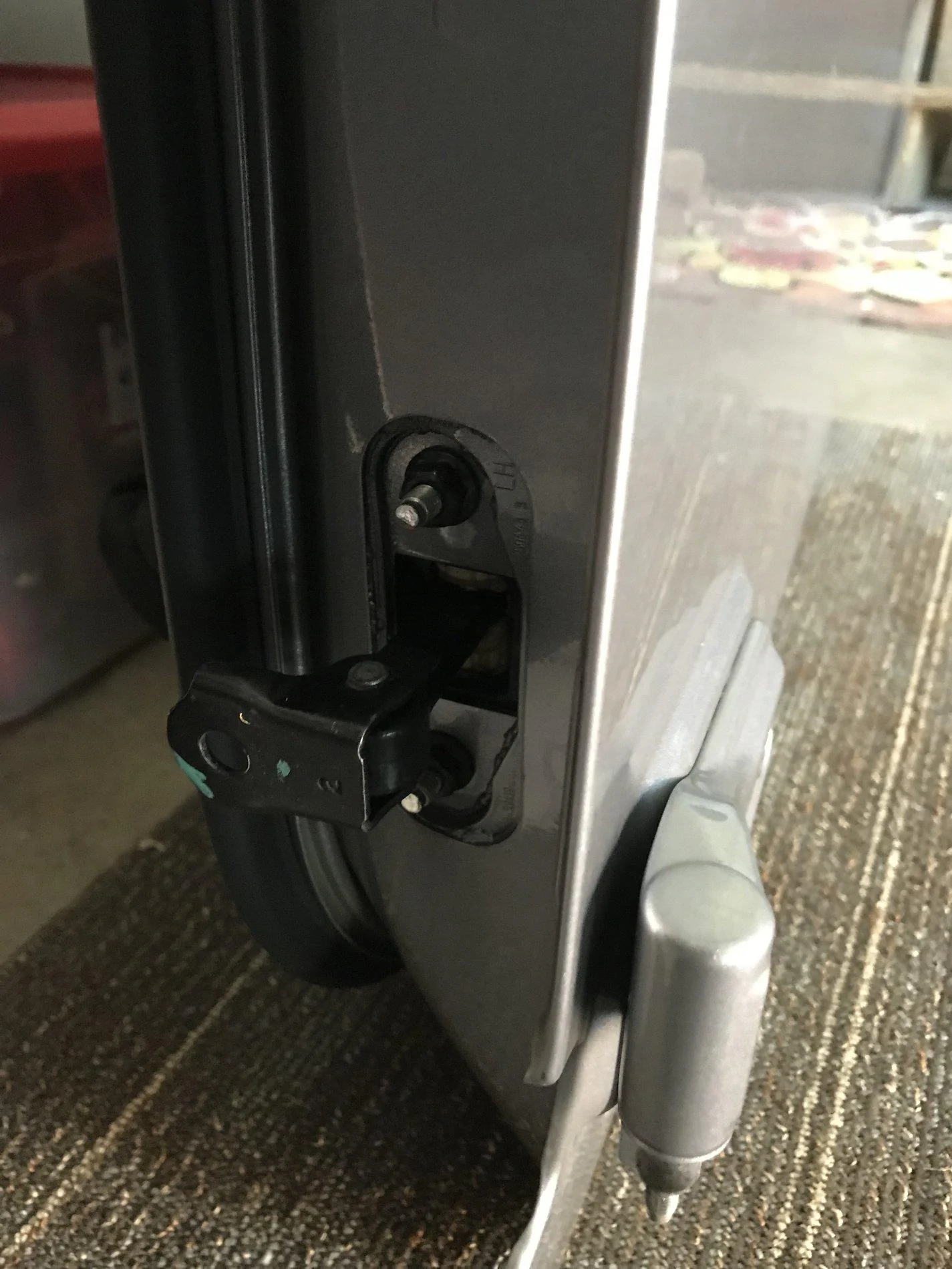 Jeep Wrangler JL Door check popped inside door 3AC1139D-9D53-4A4B-A440-1CCFAFEB2210