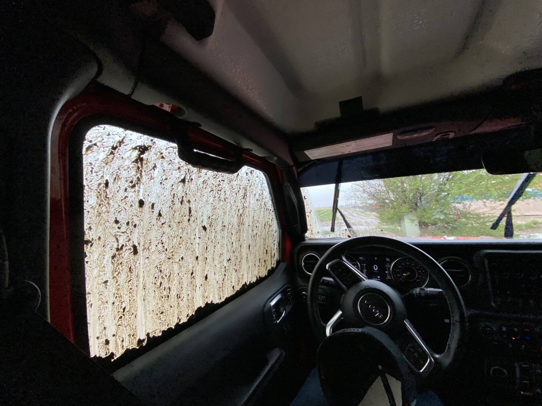 Jeep Wrangler JL Front window (brow) tint 1B2F3EA2-03B8-461E-AEB7-10CC3CBB6772