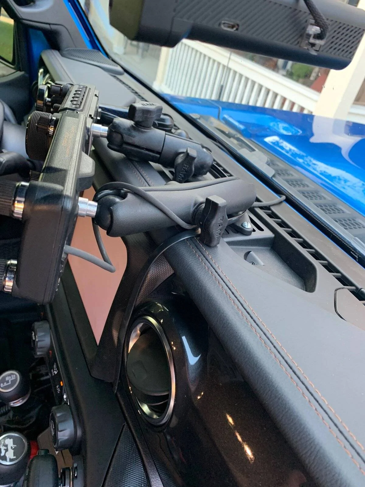 Jeep Wrangler JL 392 Mobile Comms Center Now Operational IMG_1488