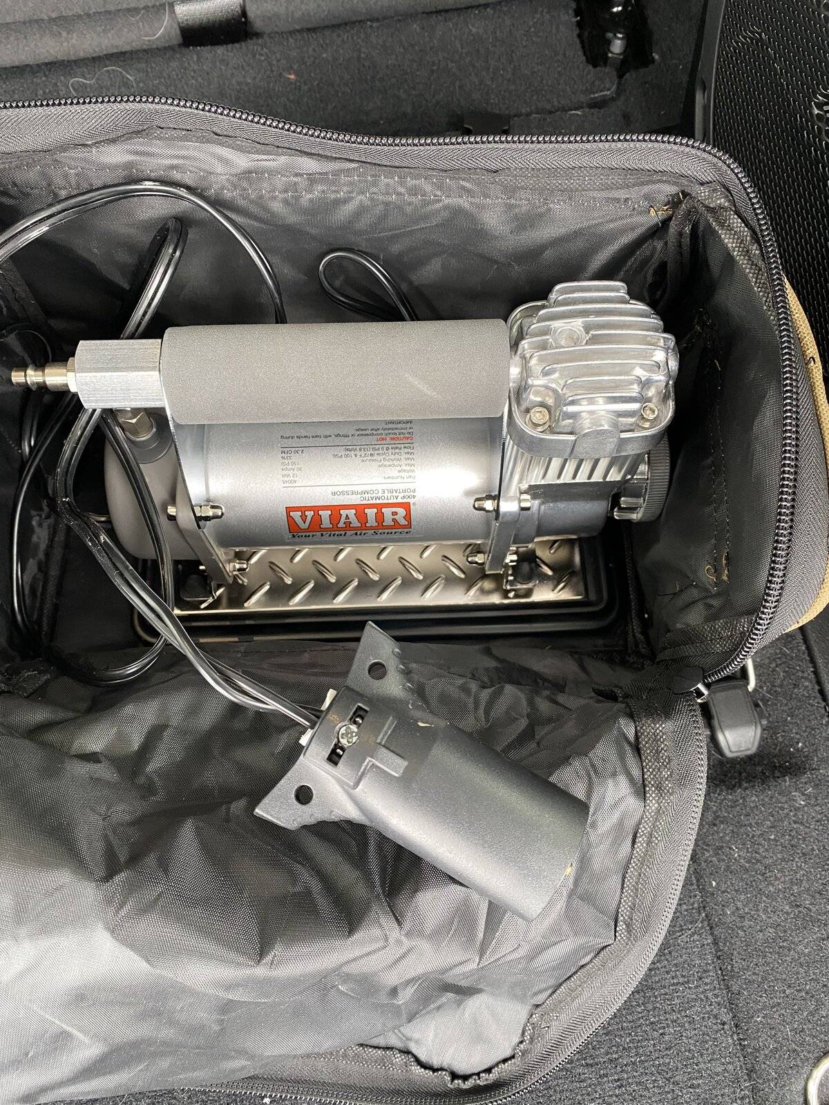 Jeep Wrangler JL Harbor Freight Compressor to the Rescue IMG_0725.JPG