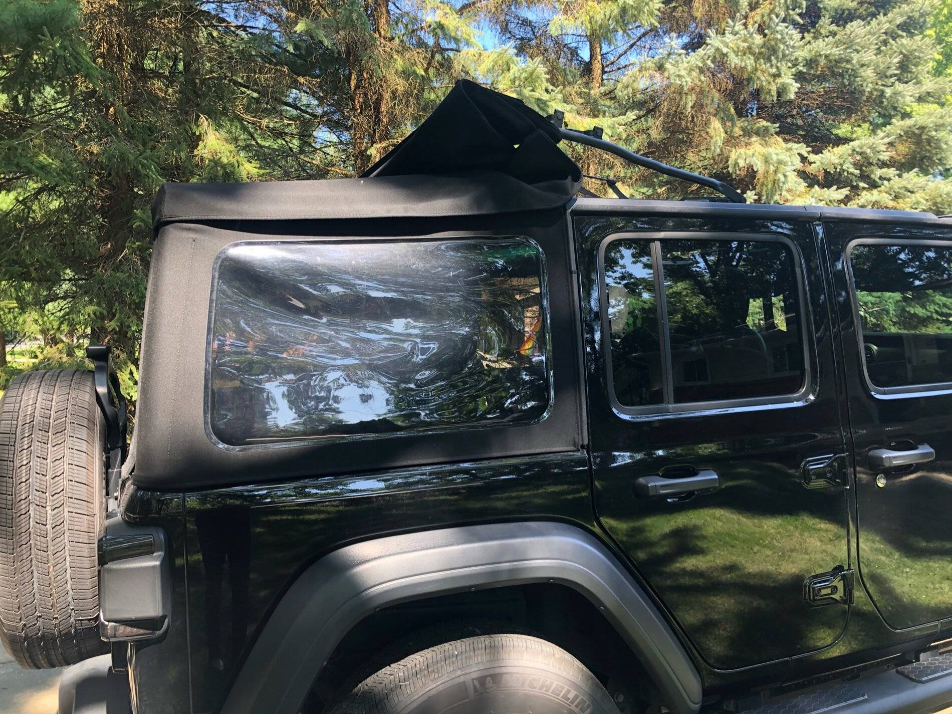 Jeep Wrangler JL WTS: JLU Premium Soft Top - 2019 DAA841BA-FDA5-4292-9FA8-2216AC0CA2F0