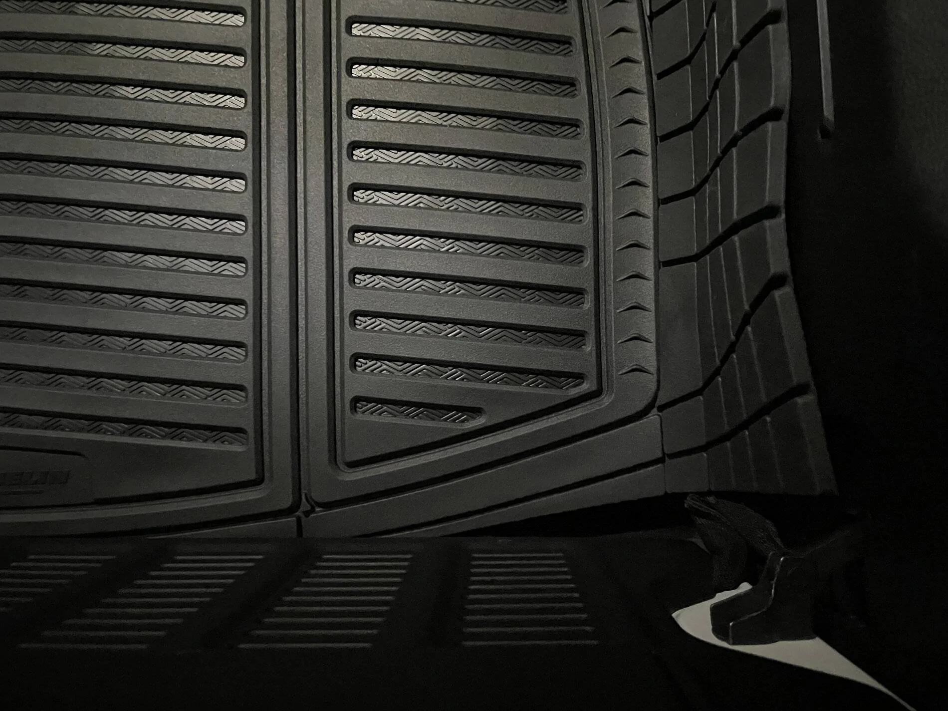 Jeep Wrangler JL 4xe custom rear trunk mat 979EFA1D-15B2-454A-A5C7-5B8EA8207E9C