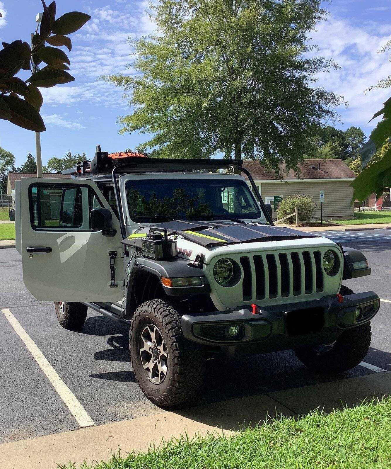 Jeep Wrangler JL Steering on 2020 Rubicon fixed with software update myJLUR