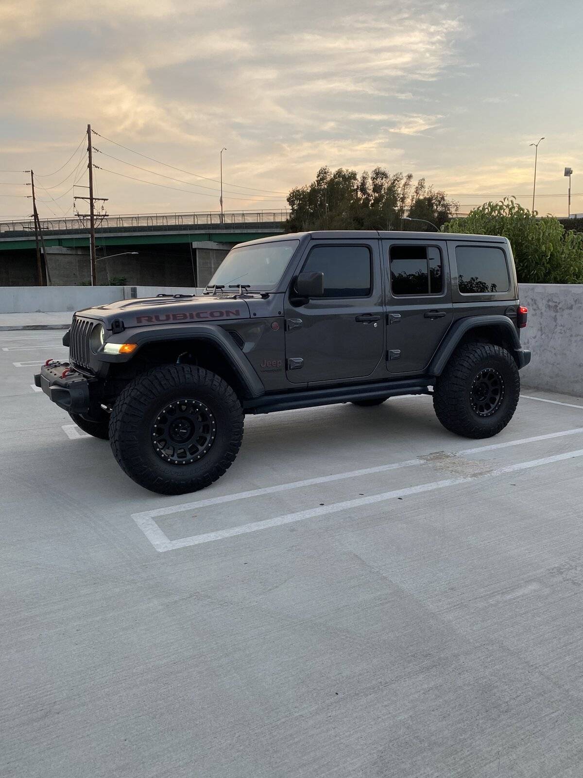 Jeep Wrangler JL 2018 JLUR Socal 1056DF4C-1BB2-4020-A029-1AB9354AE72C