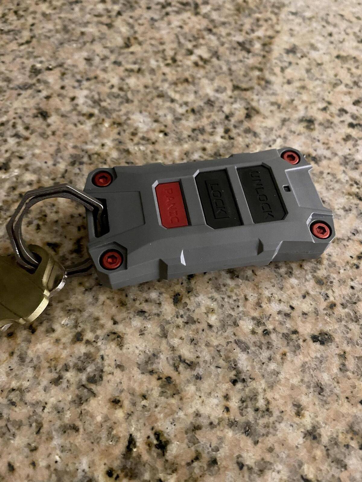 Jeep Wrangler JL Key fob size reduction JSSrGx4