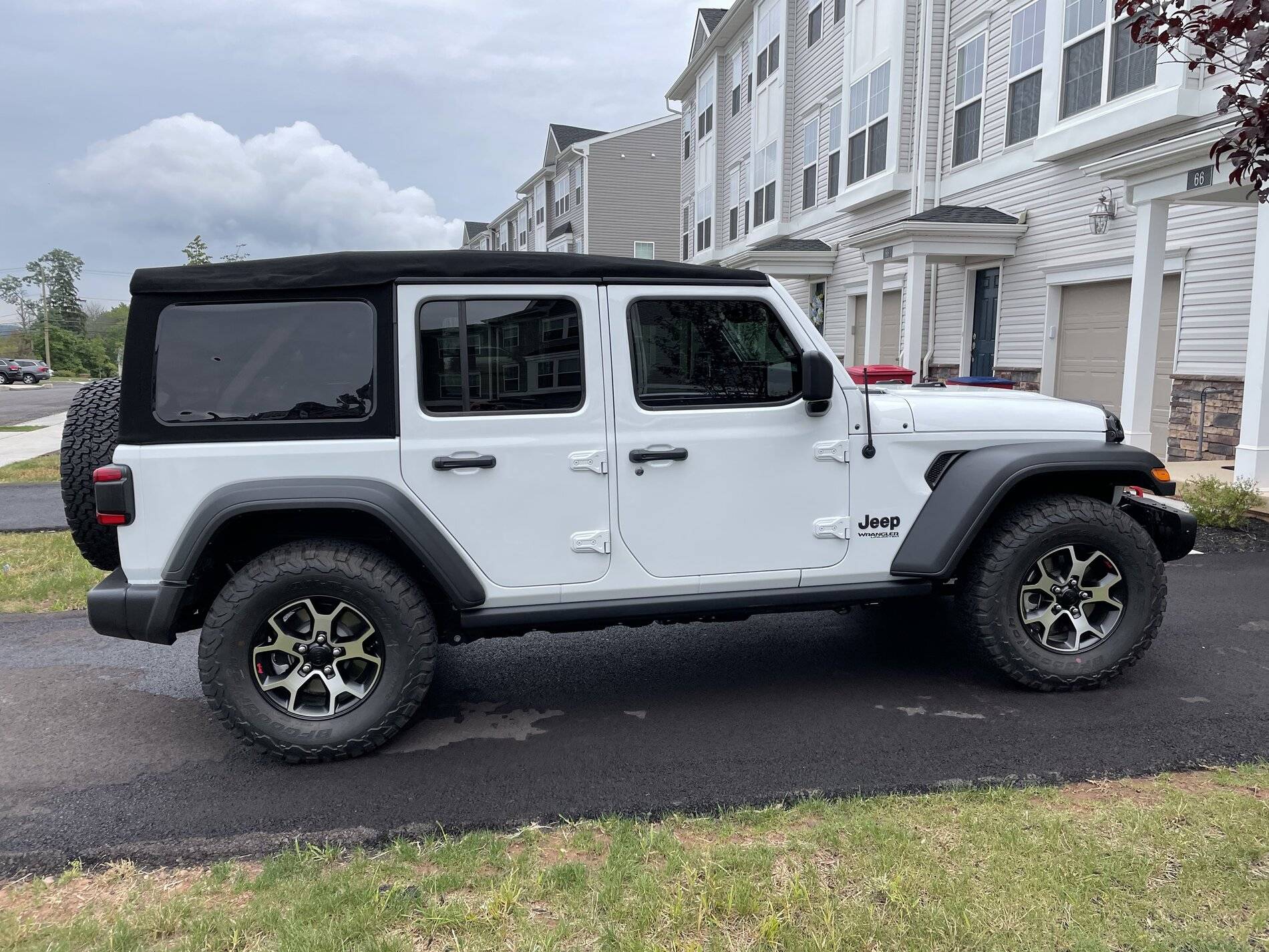 Jeep Wrangler JL First time Jeep owner; WOW 14907AFF-BC79-4259-BFFE-EFE7FA8CC2DE