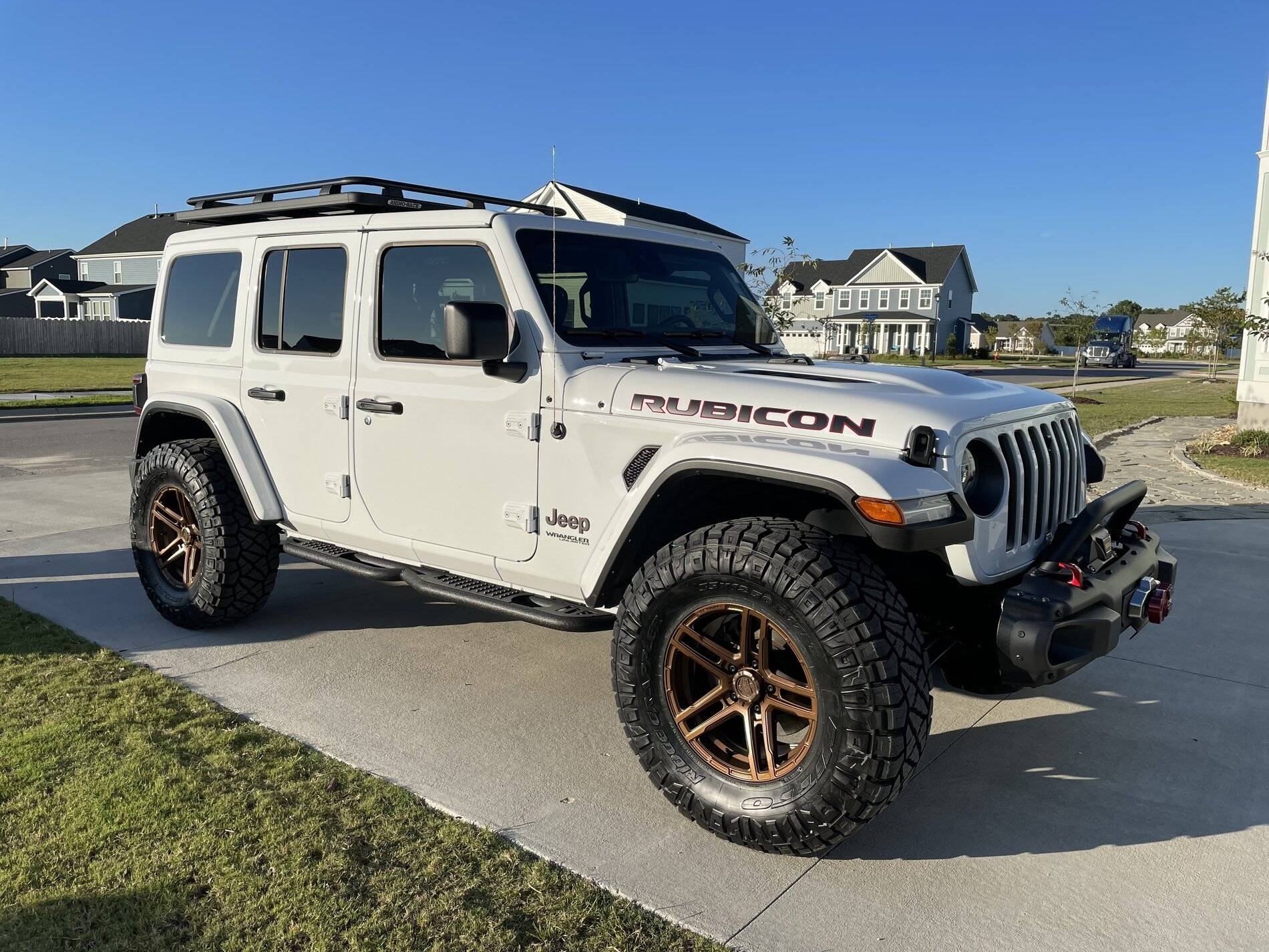 Jeep Wrangler JL Bronze Wheels on JL? E493588F-4E5D-401A-80F1-B8C56A5A5666