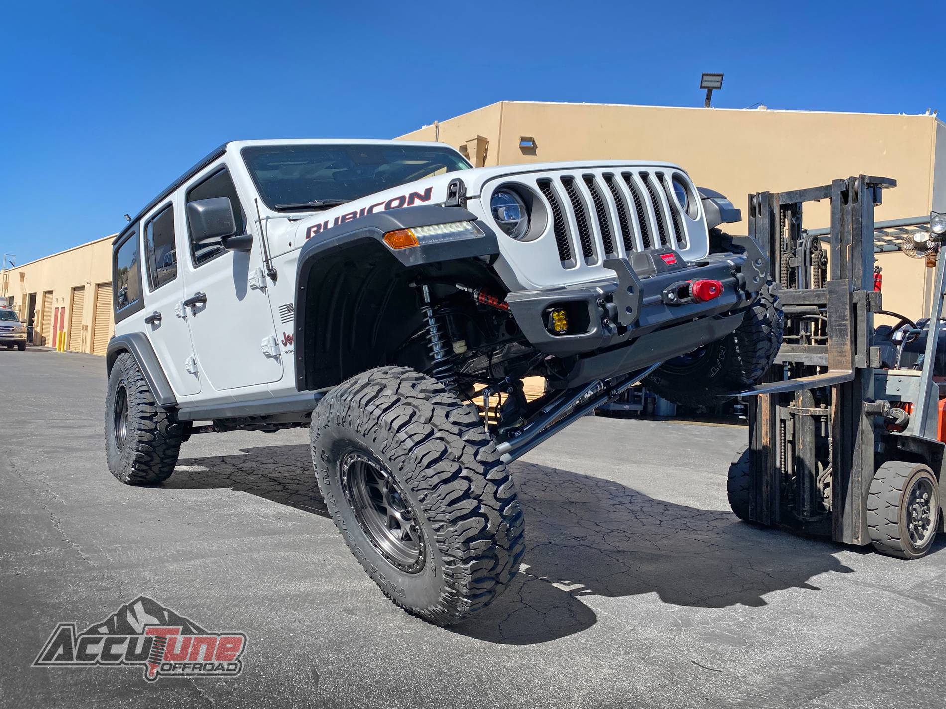 Jeep Wrangler JL King Coilovers vs Bypass Shocks Jeep-JL-coilover-flex-scaled