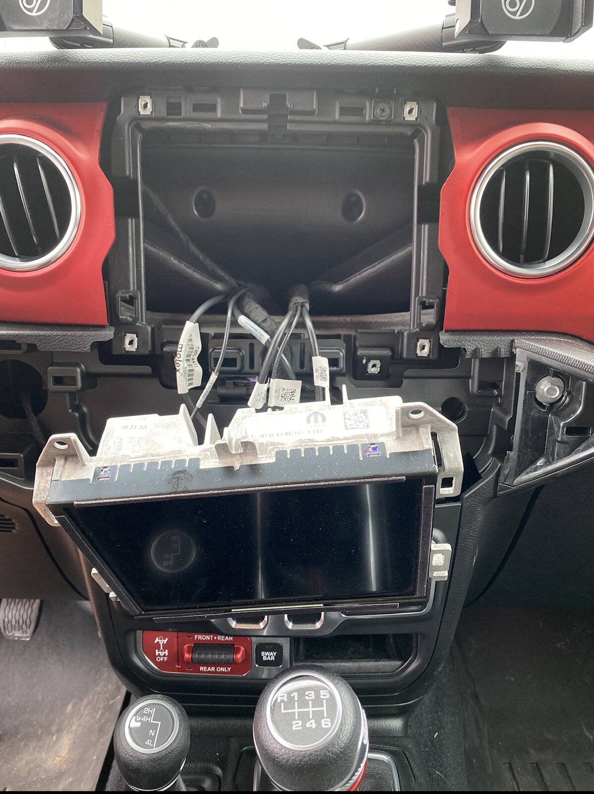 Jeep Wrangler JL Phone Holder Alternatives? B2DCB7AC-A889-4244-B8AA-DA6AE5683170