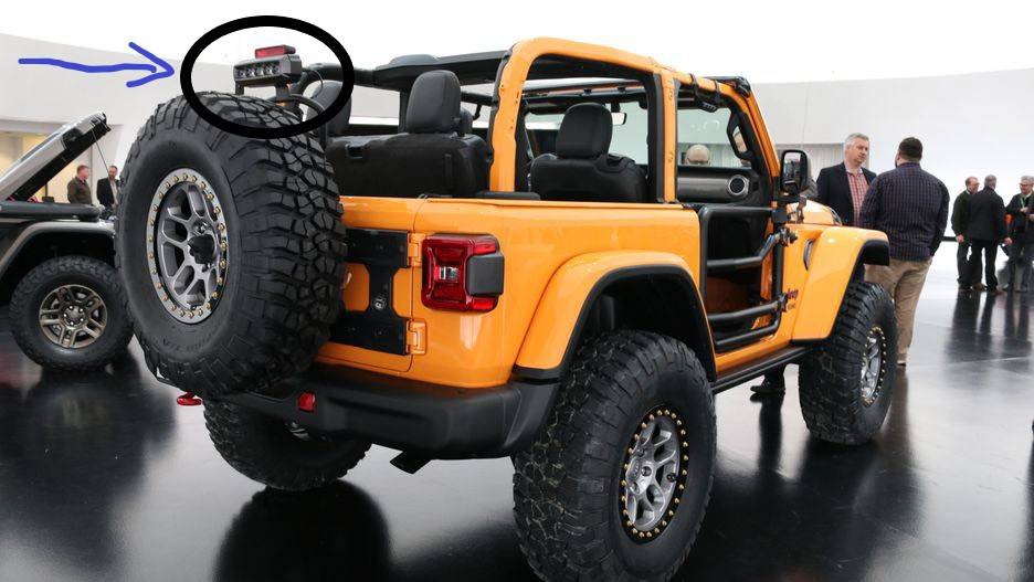 Jeep Wrangler JL Jeep Nacho Aux Reverse Light Bar Concept 1