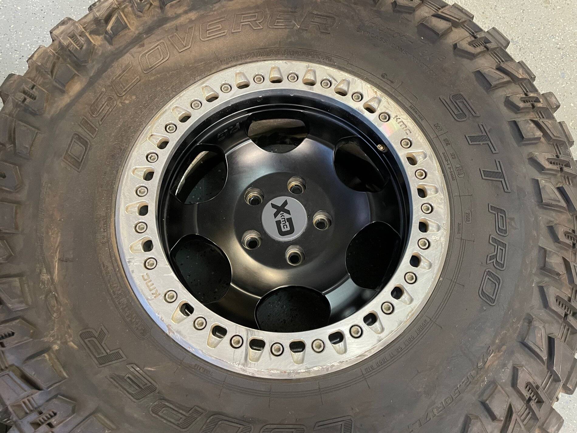 Jeep Wrangler JL KMC XD231 Beadlocks // Cooper SST Pro 37s // TMPS IMG_7149
