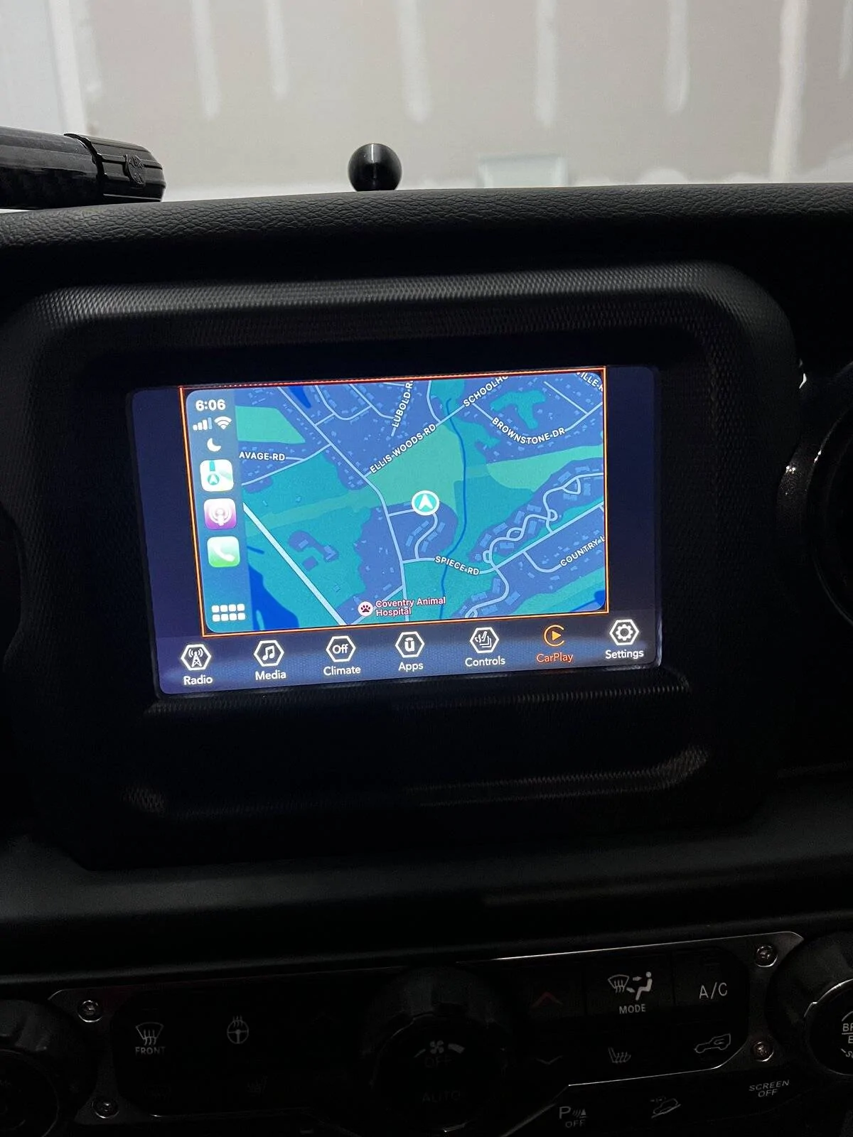 Jeep Wrangler JL 7.0 UConnect w/ Bezel and Unlock Code $400 B158E16C-B9CC-4C27-AC3D-2B018869D77F