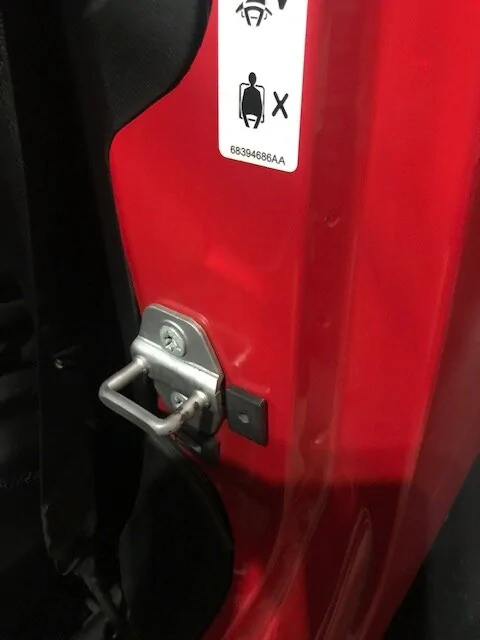 Jeep Wrangler JL Rock Slide Engineering Gen 3 Slider issues IMG_4530