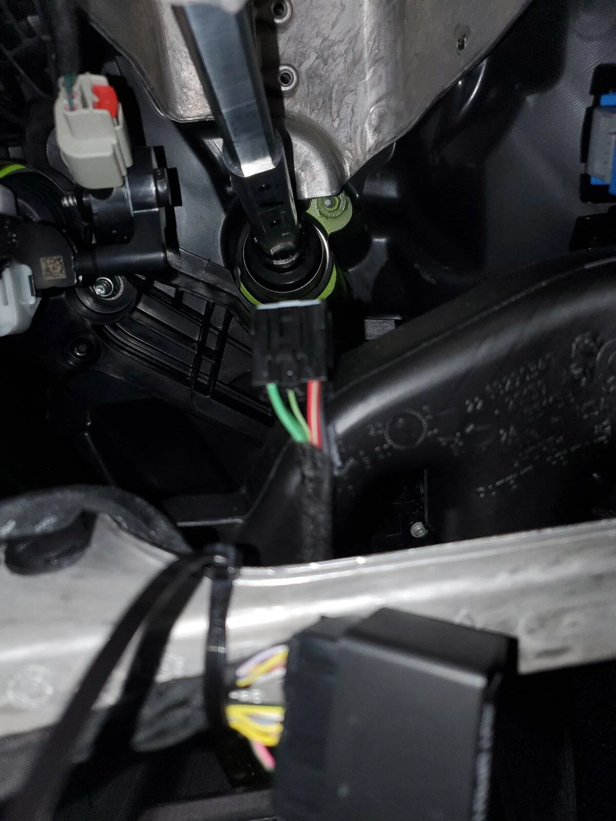 Jeep Wrangler JL Random plug?? 20210930_191652