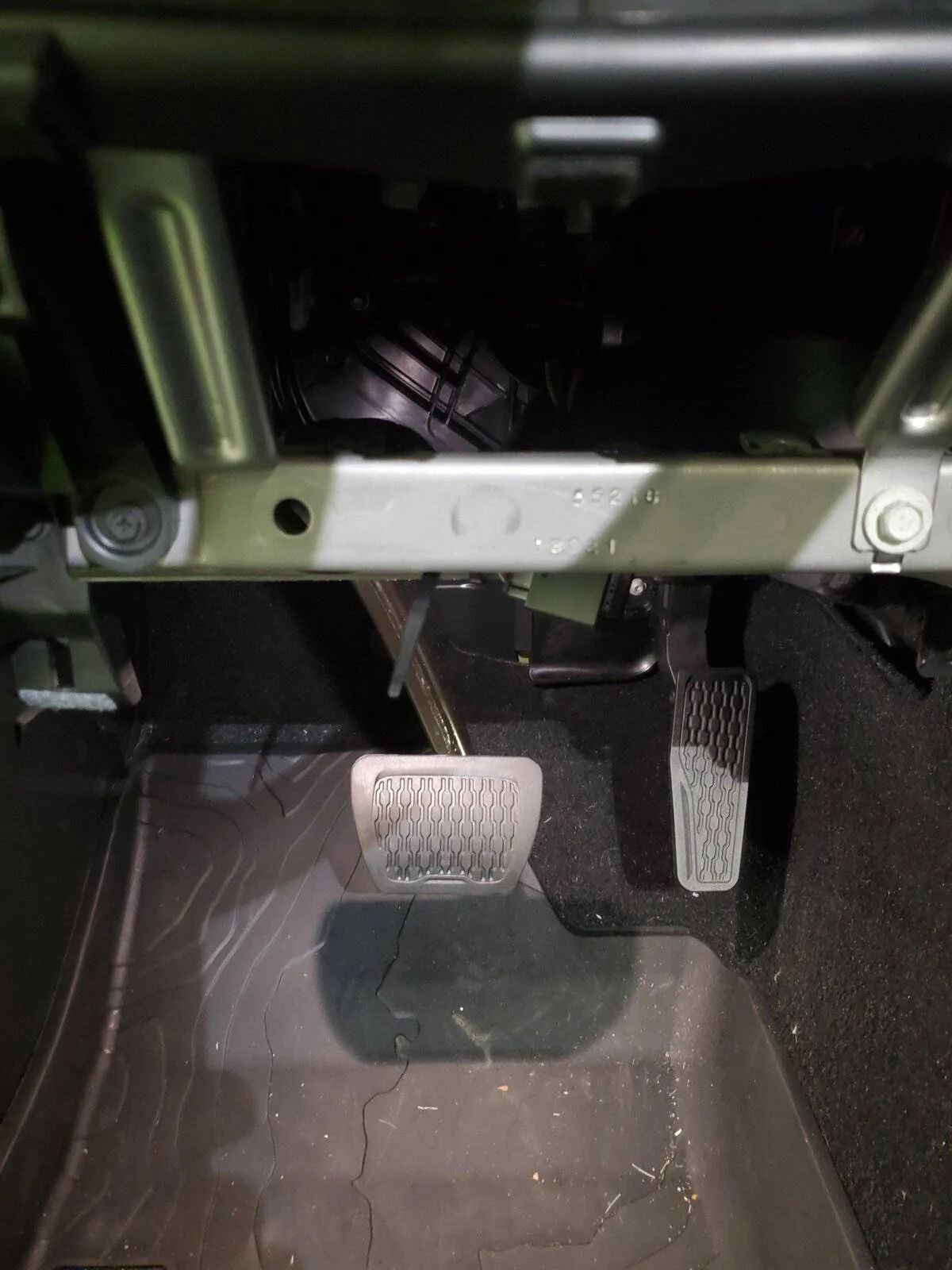 Jeep Wrangler JL Random plug?? 20210930_191734
